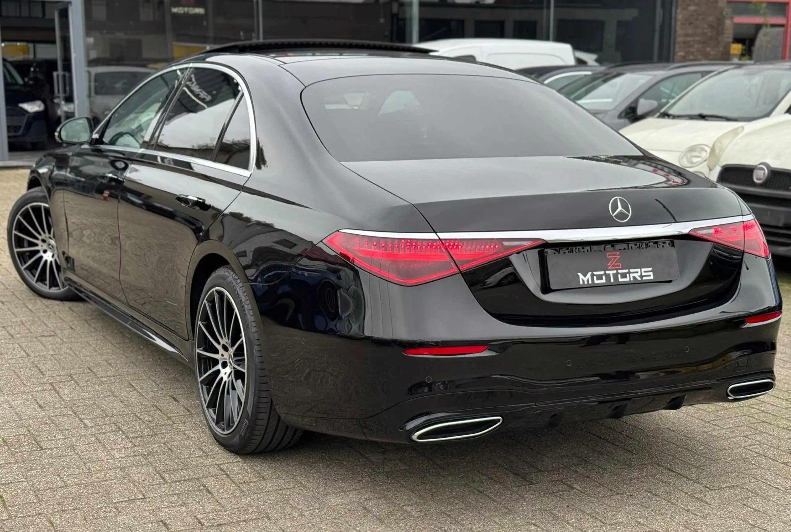 Mercedes-Benz - S 400