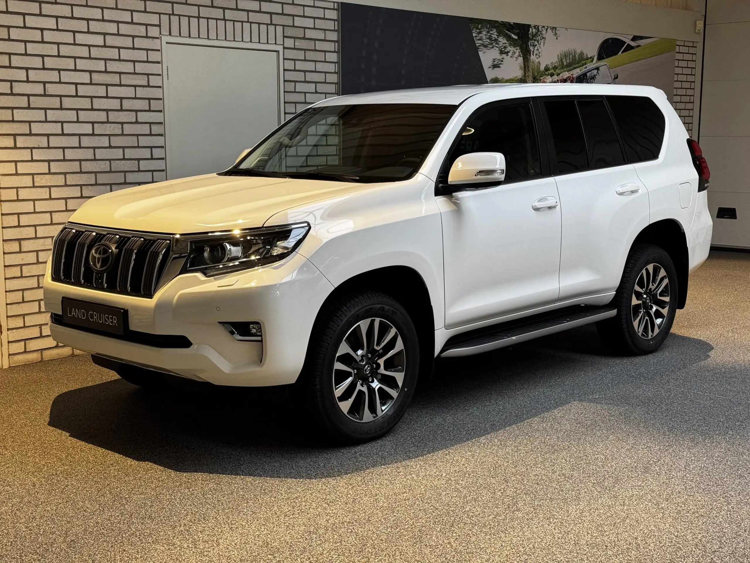 Toyota - Land Cruiser