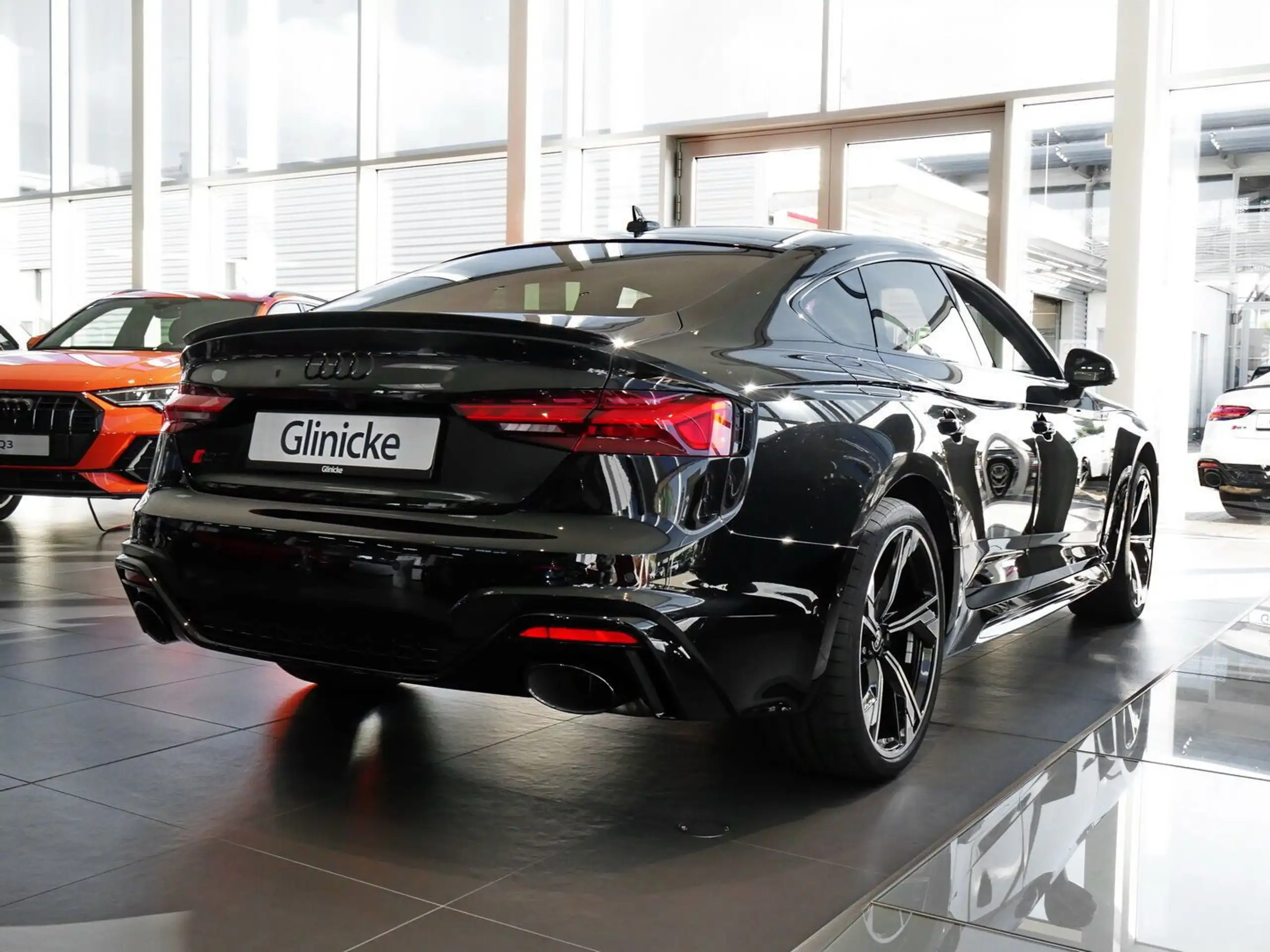 Audi - RS5