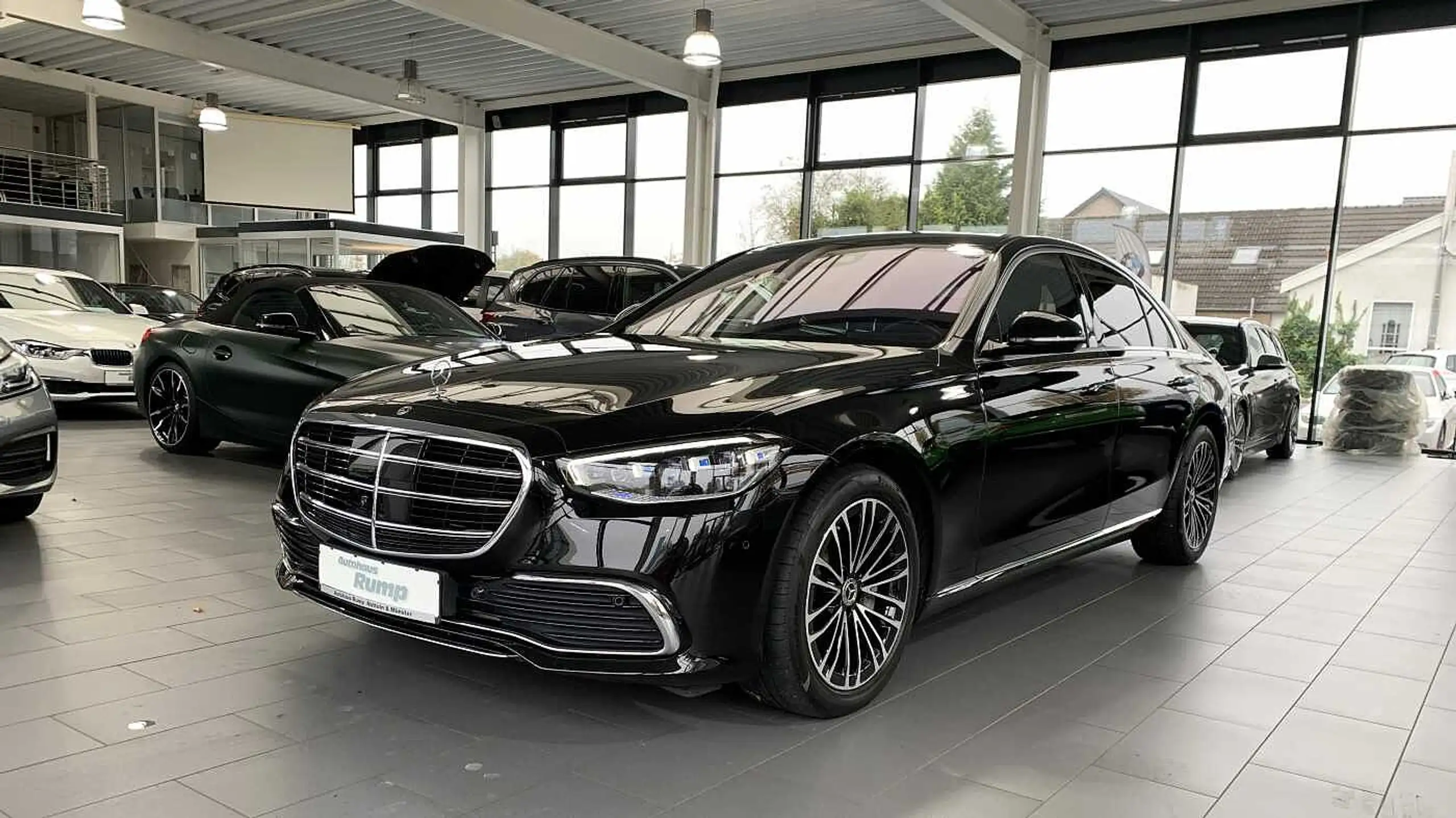 Mercedes-Benz - S 400