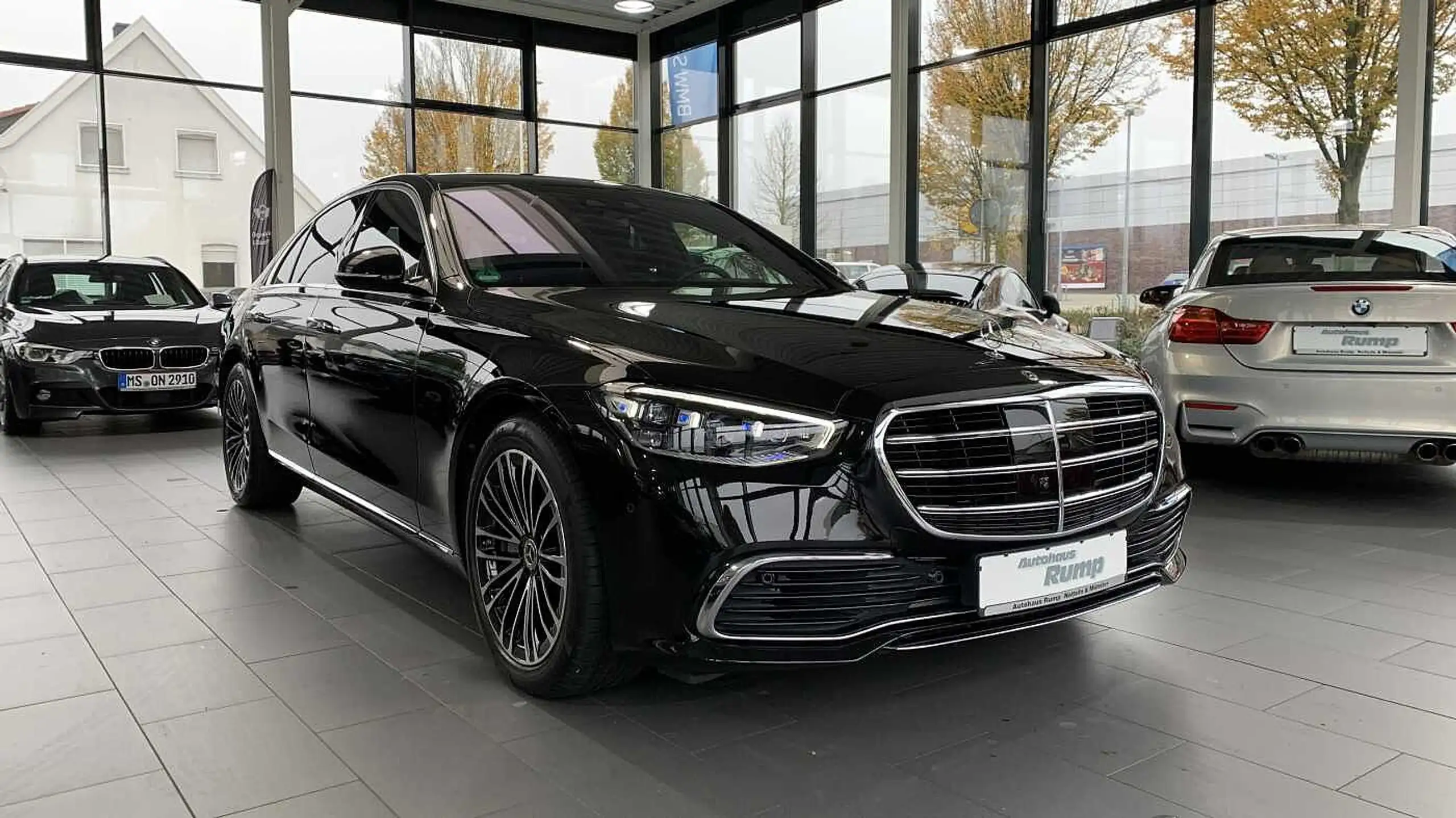 Mercedes-Benz - S 400