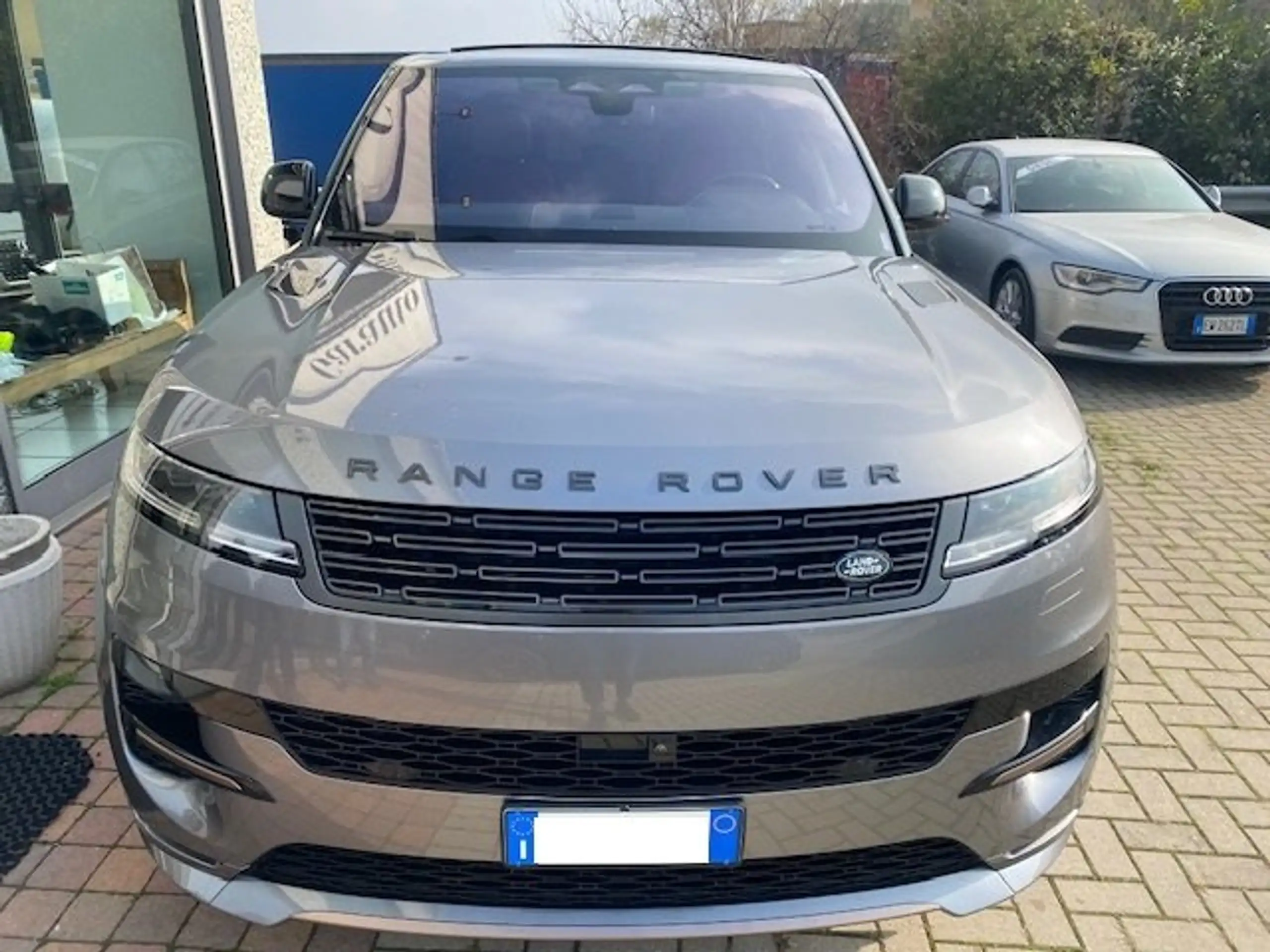 Land Rover - Range Rover Sport