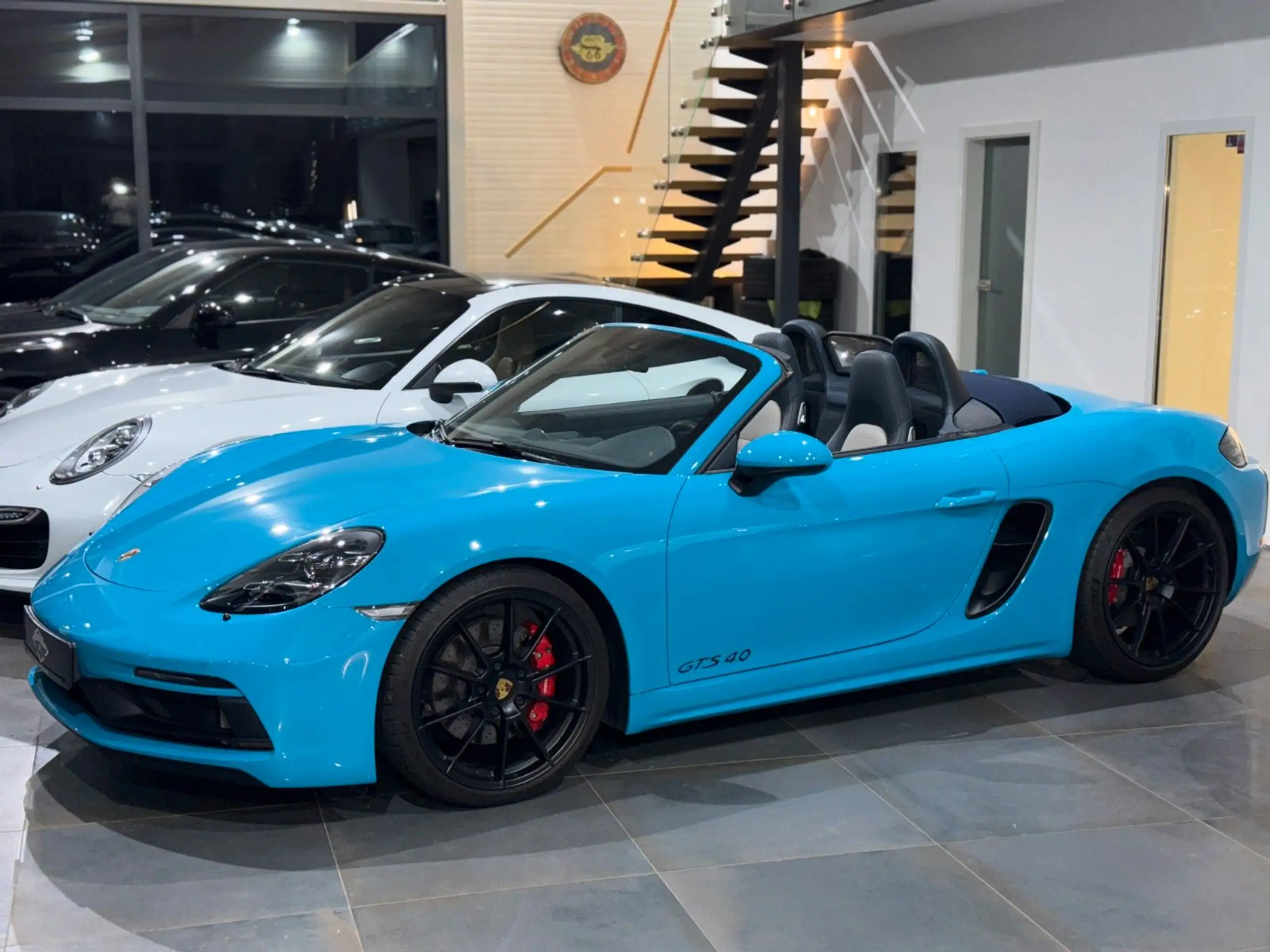 Porsche - Boxster