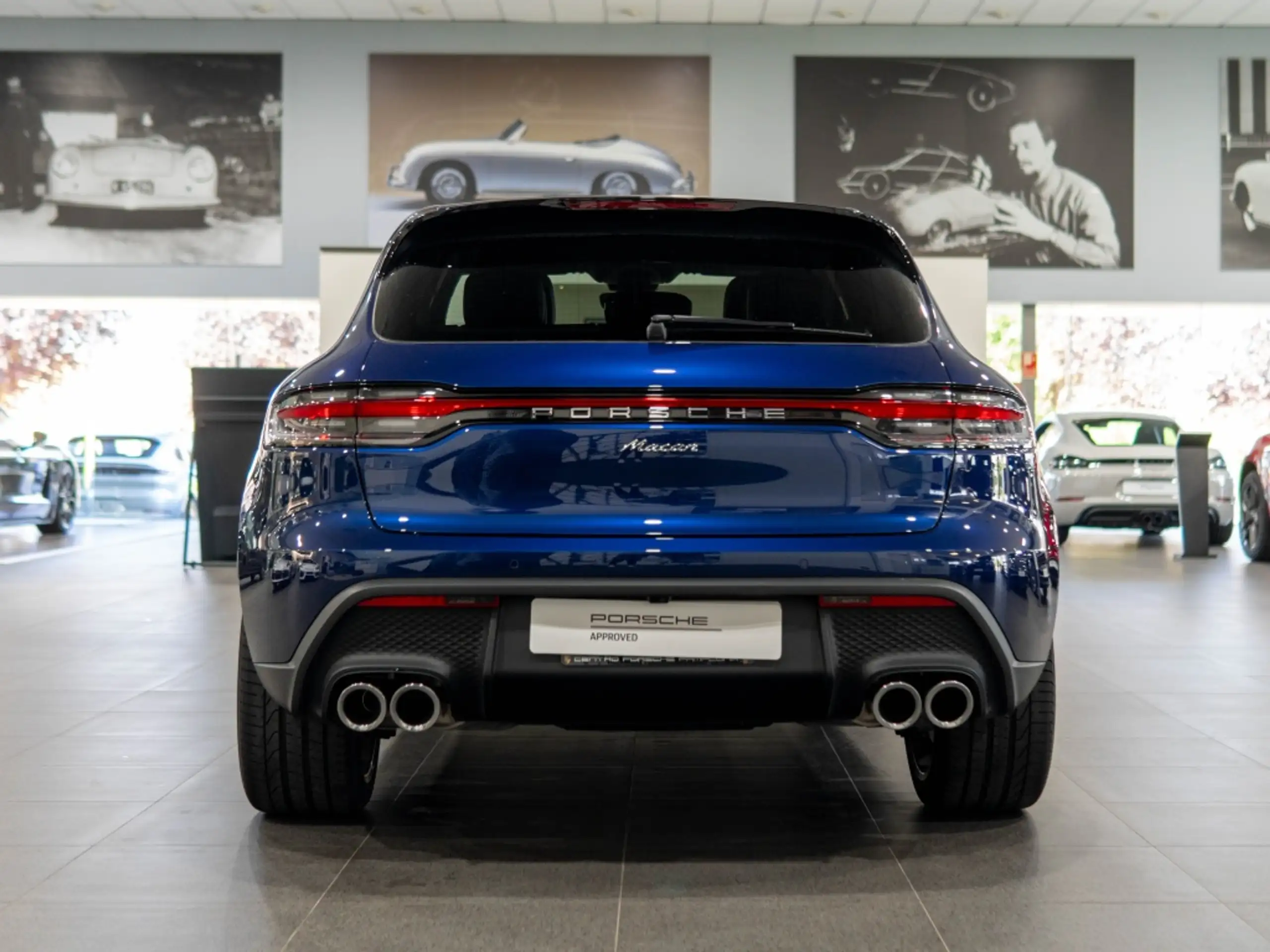 Porsche - Macan