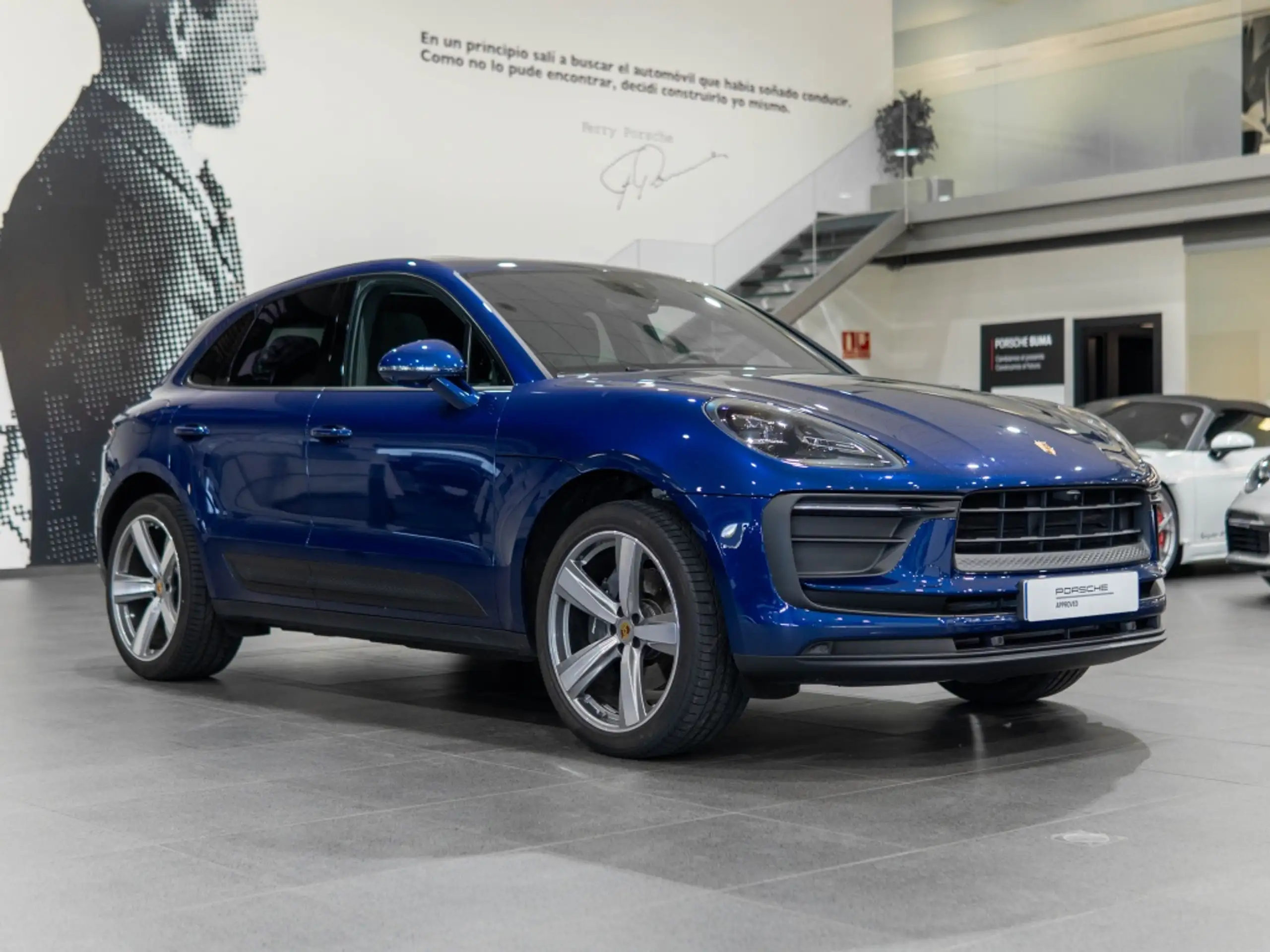 Porsche - Macan