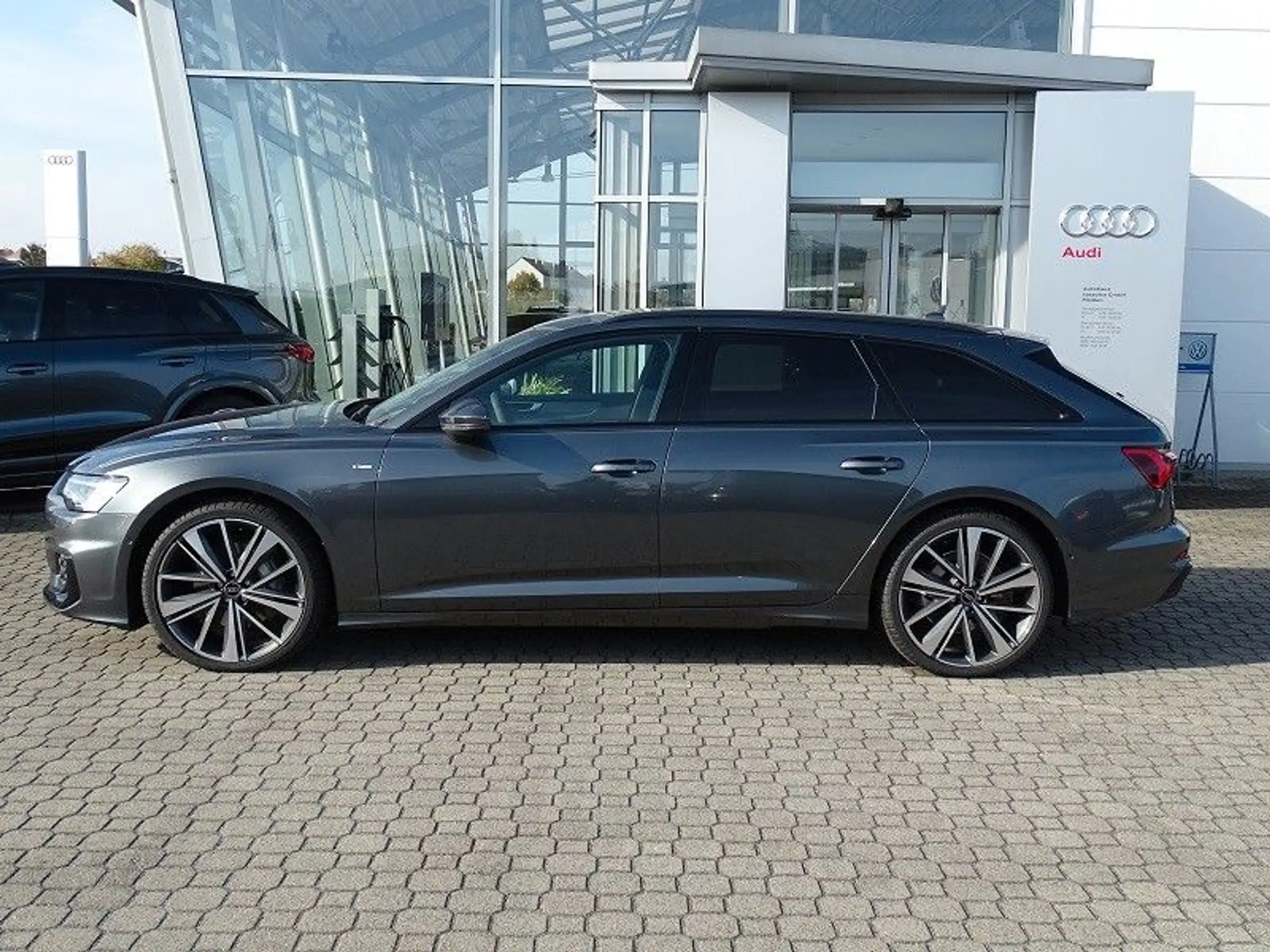 Audi - A6