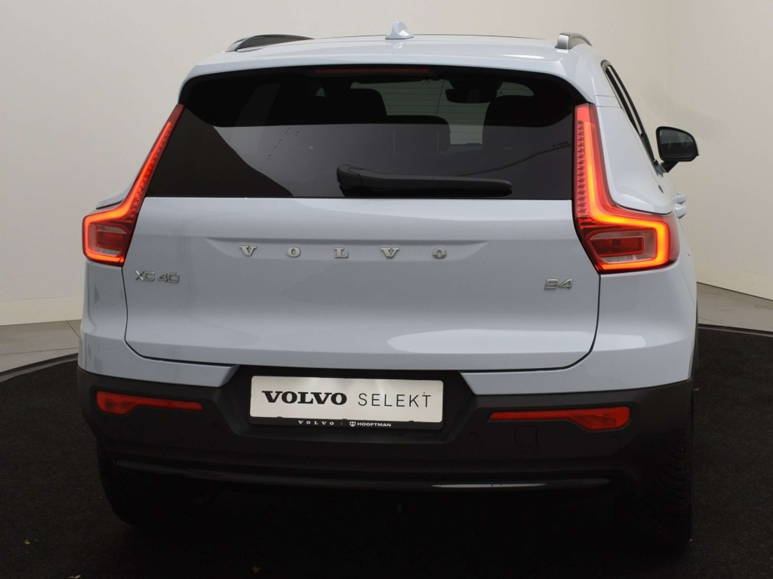 Volvo - XC40