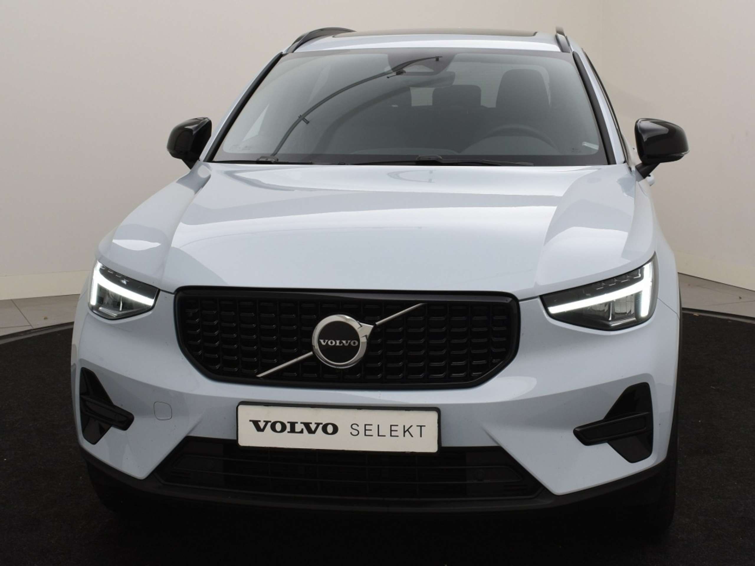 Volvo - XC40