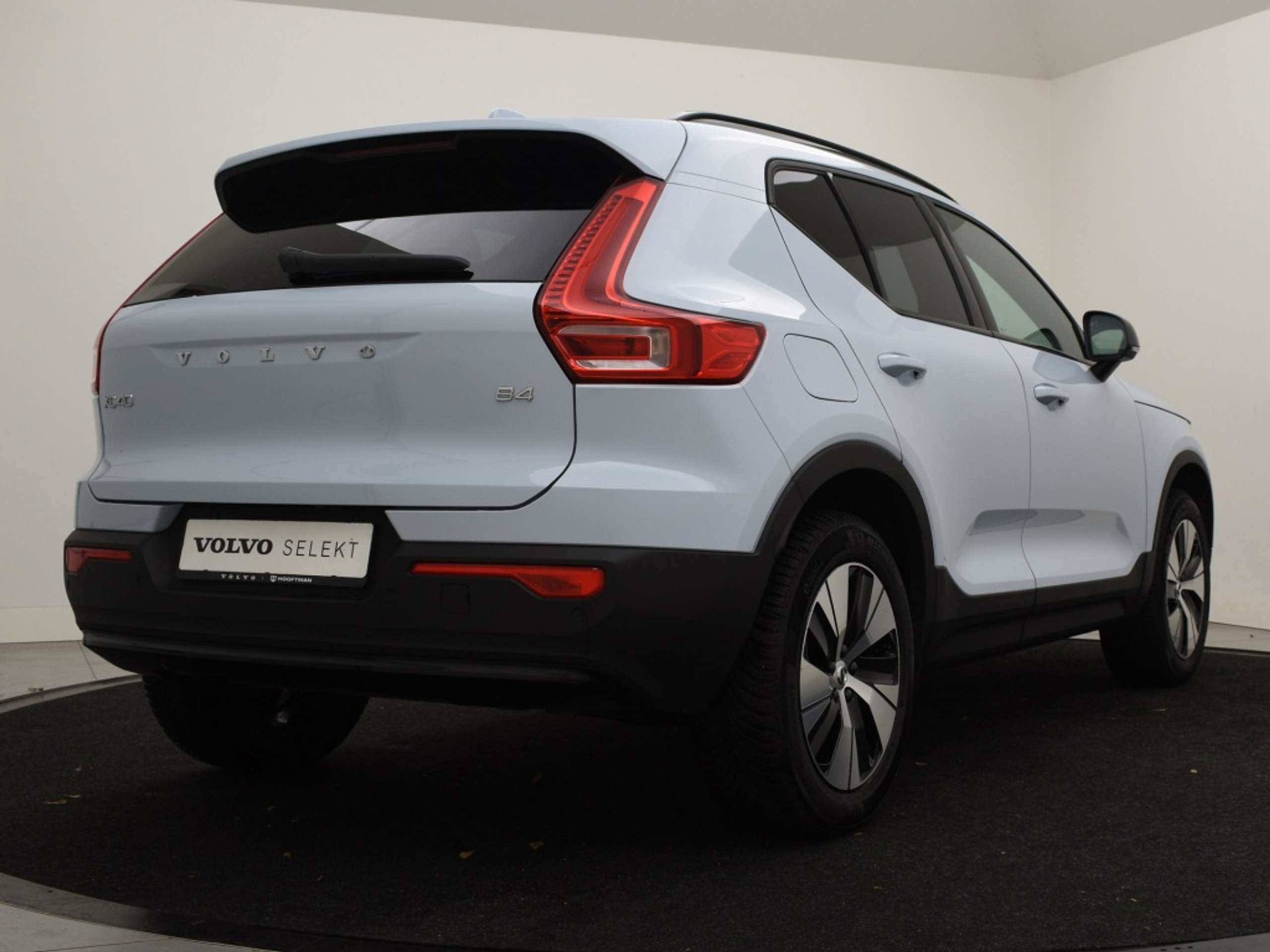 Volvo - XC40