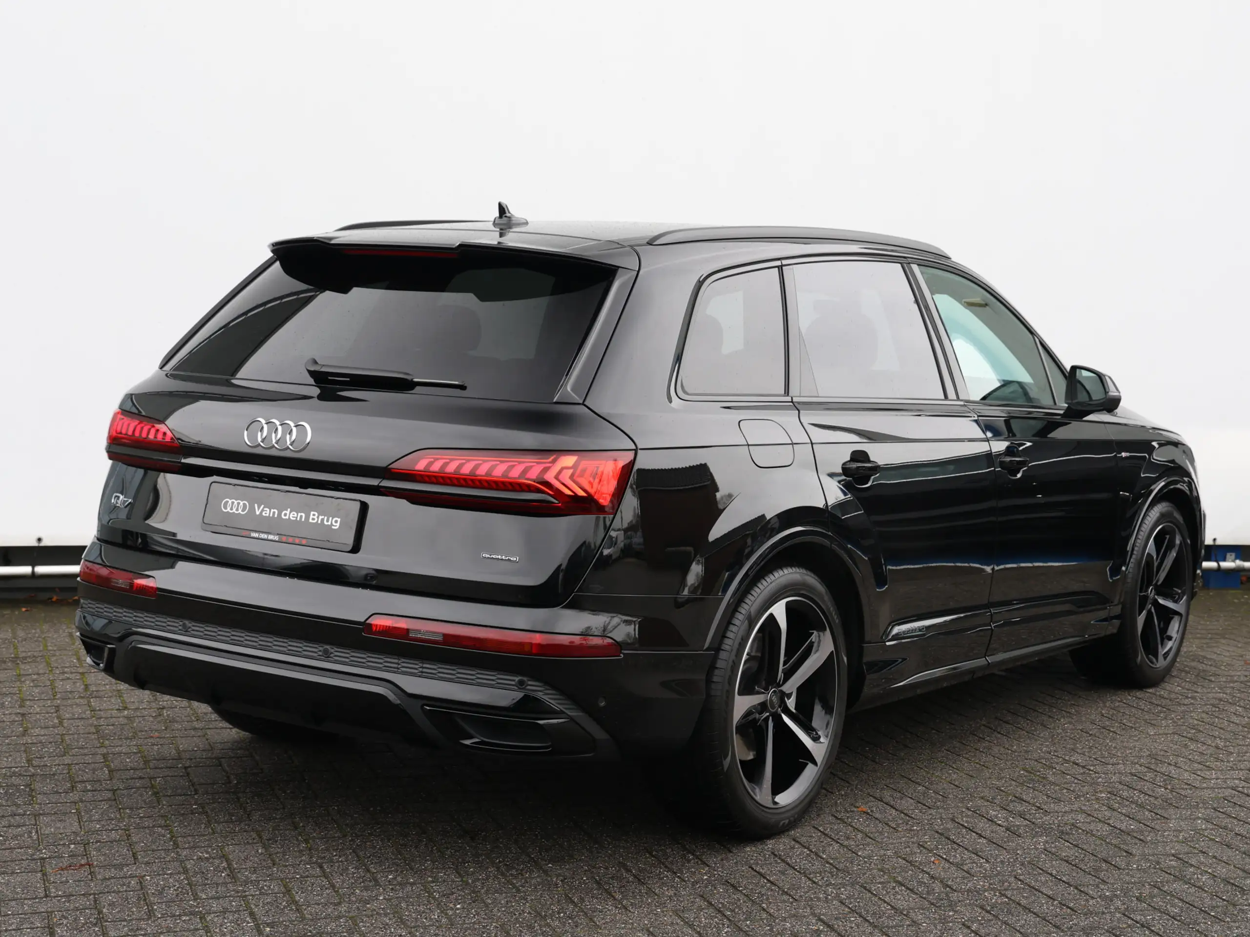 Audi - Q7