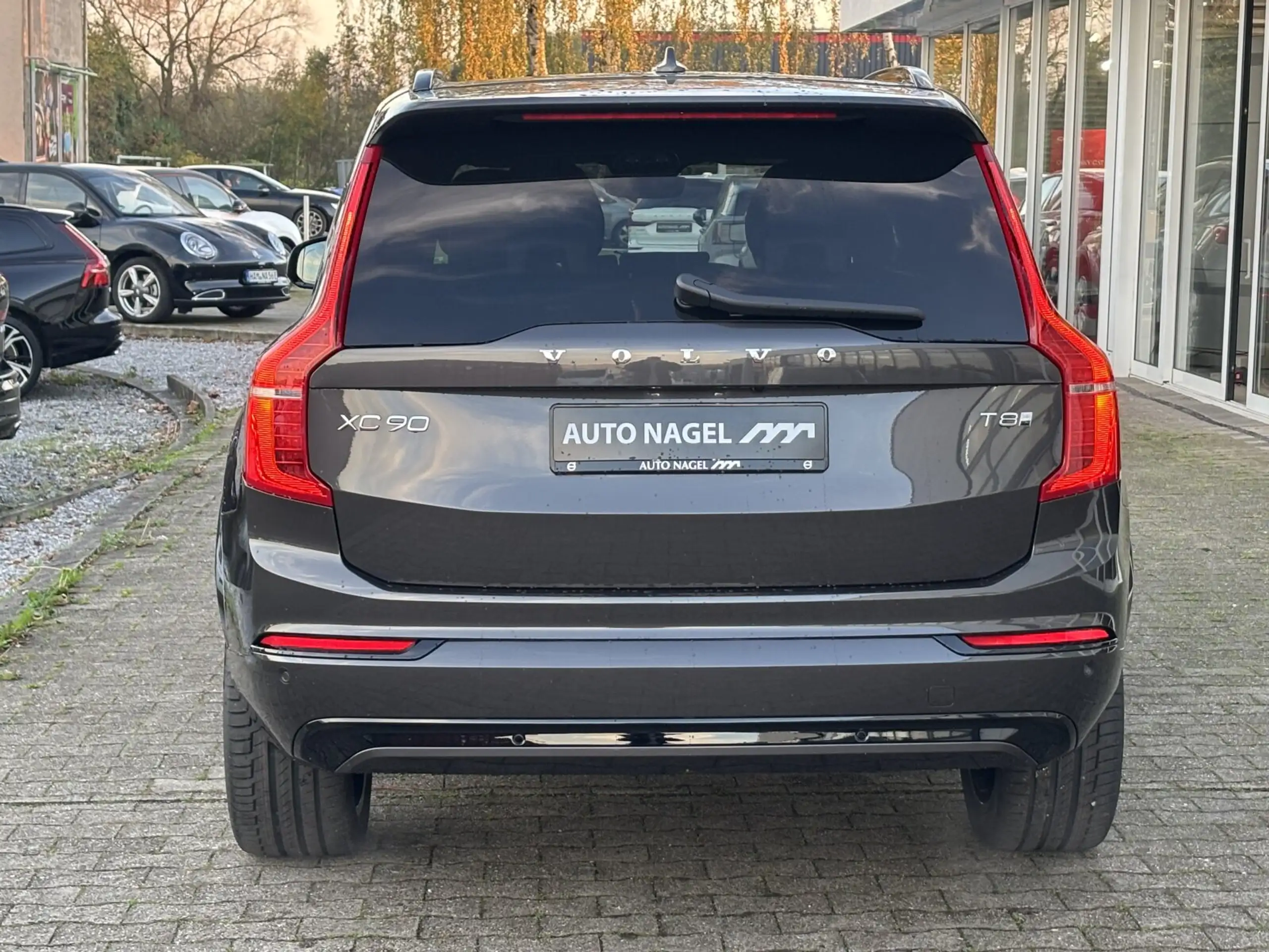 Volvo - XC90