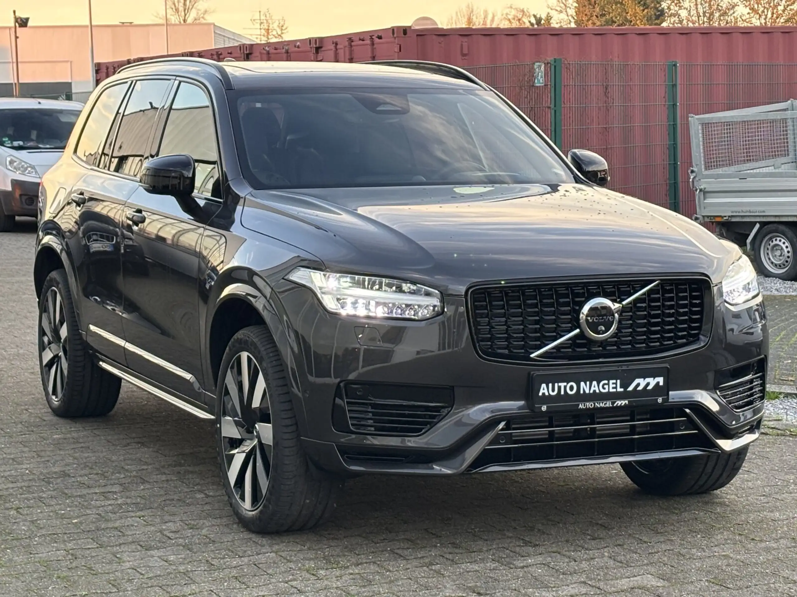 Volvo - XC90