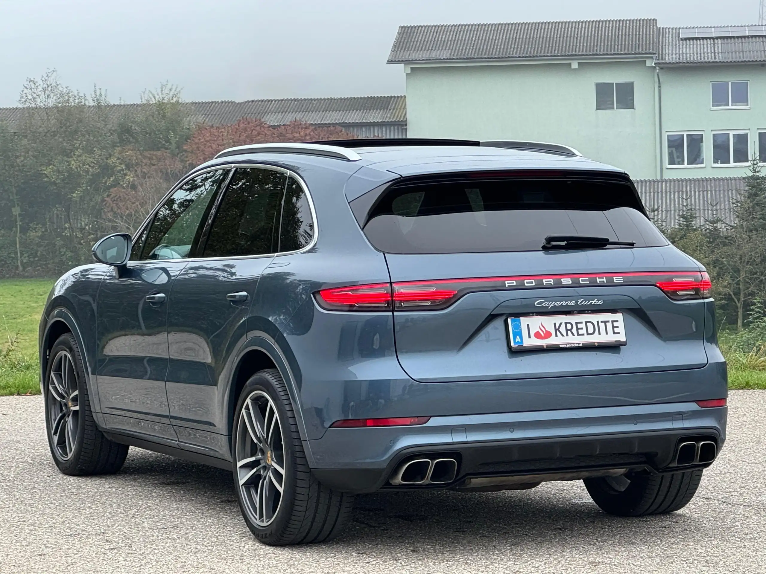 Porsche - Cayenne