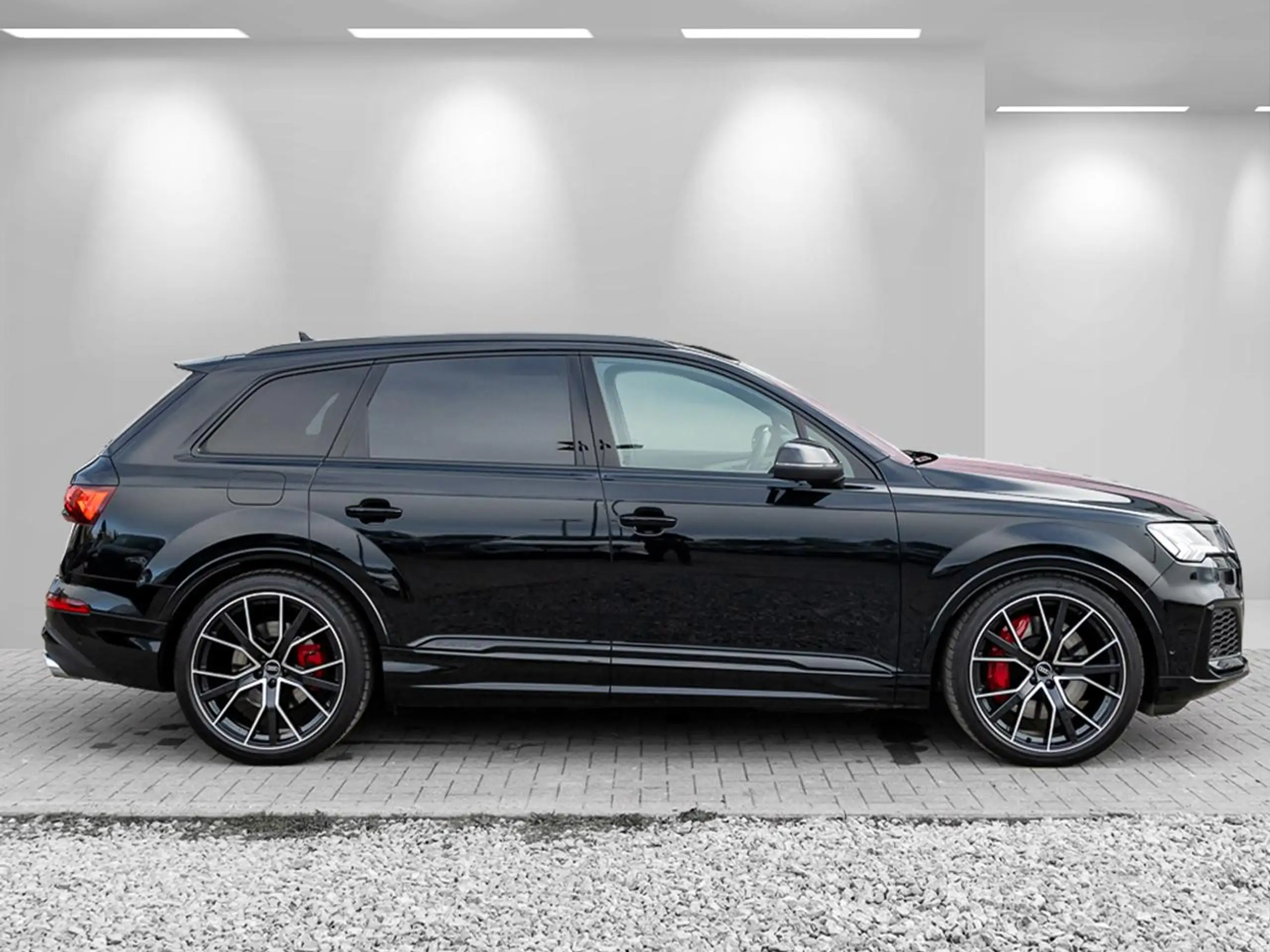 Audi - SQ7