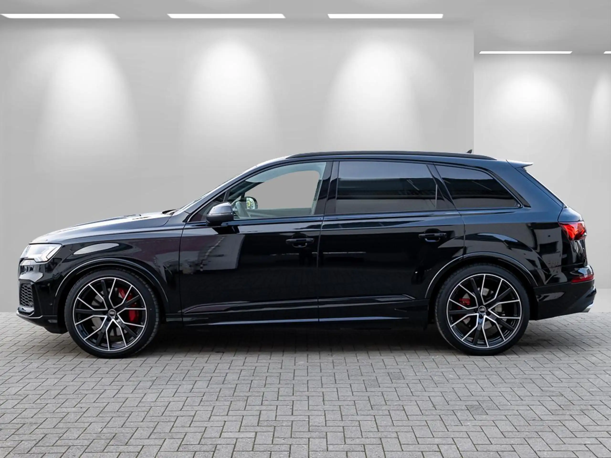 Audi - SQ7