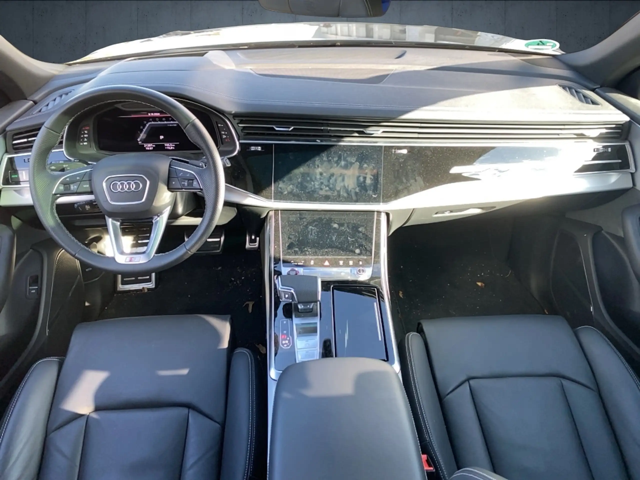 Audi - SQ8