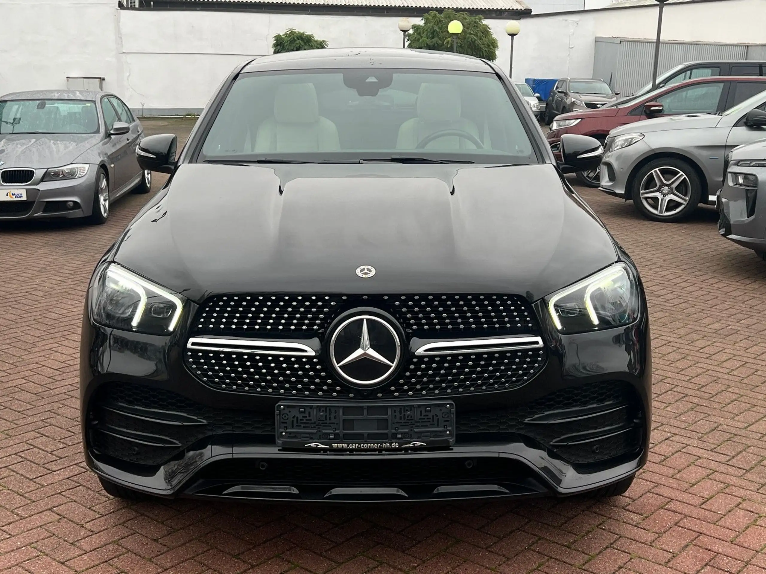 Mercedes-Benz - GLE 350