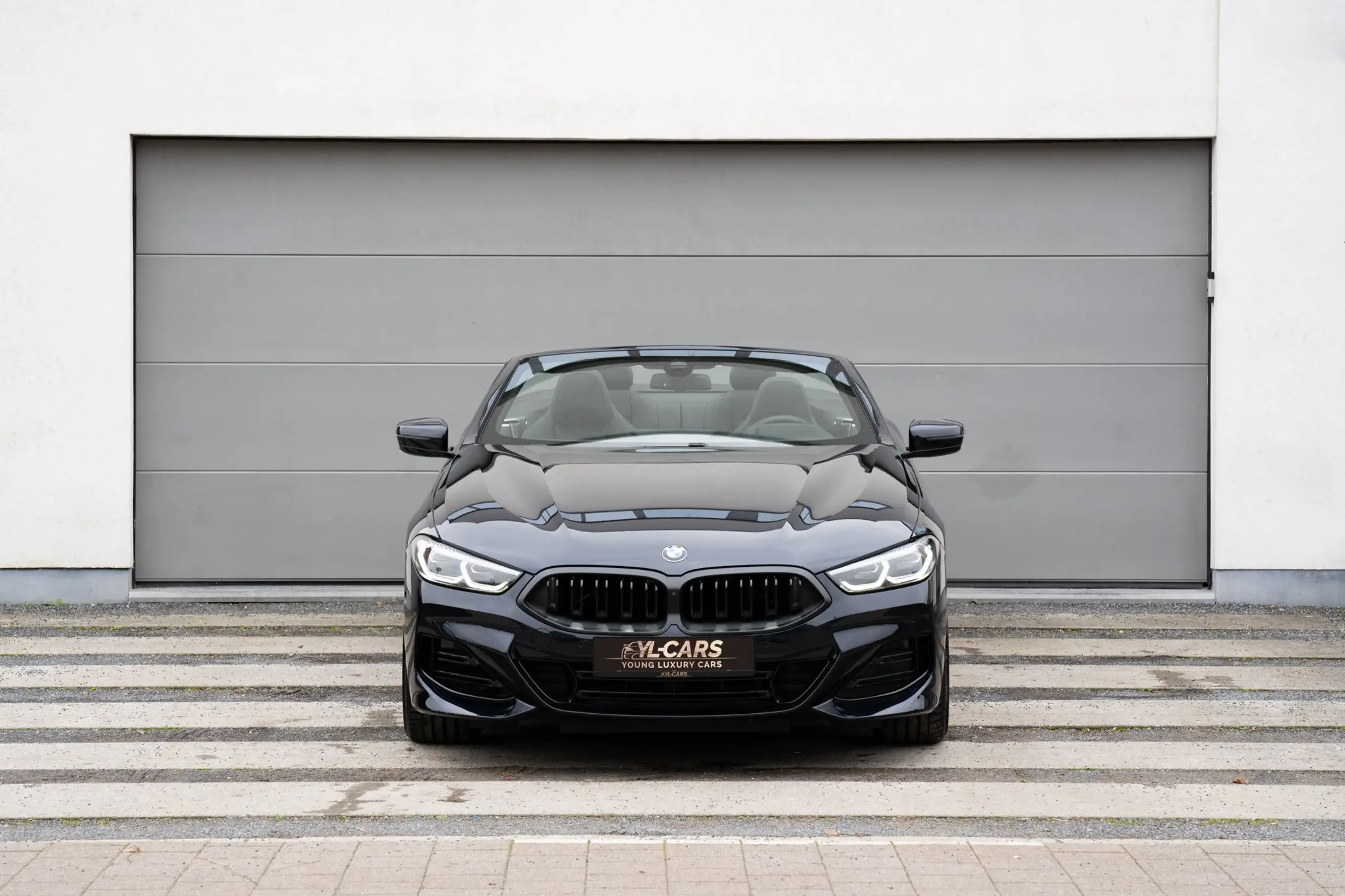 BMW - 840