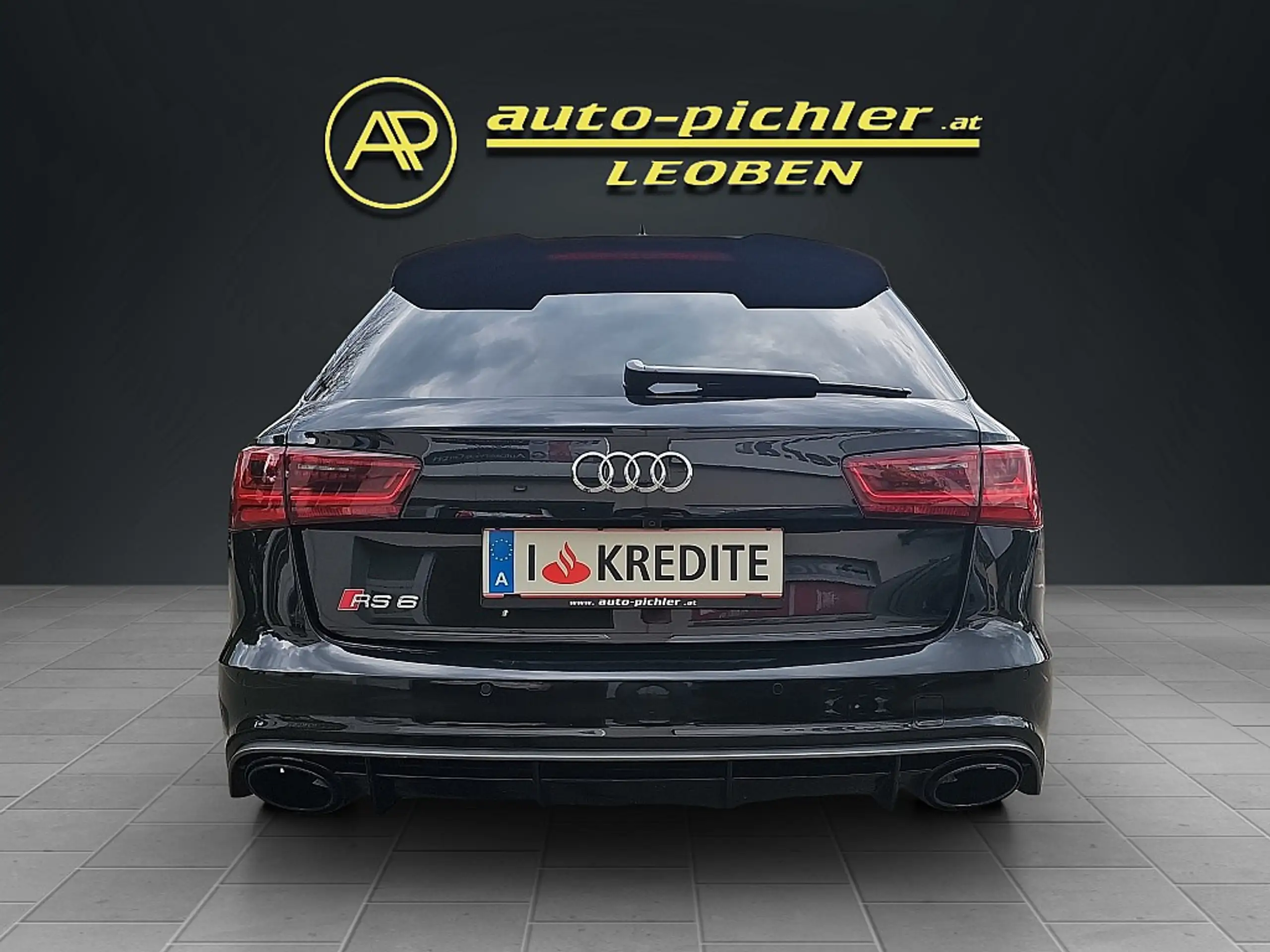 Audi - RS6