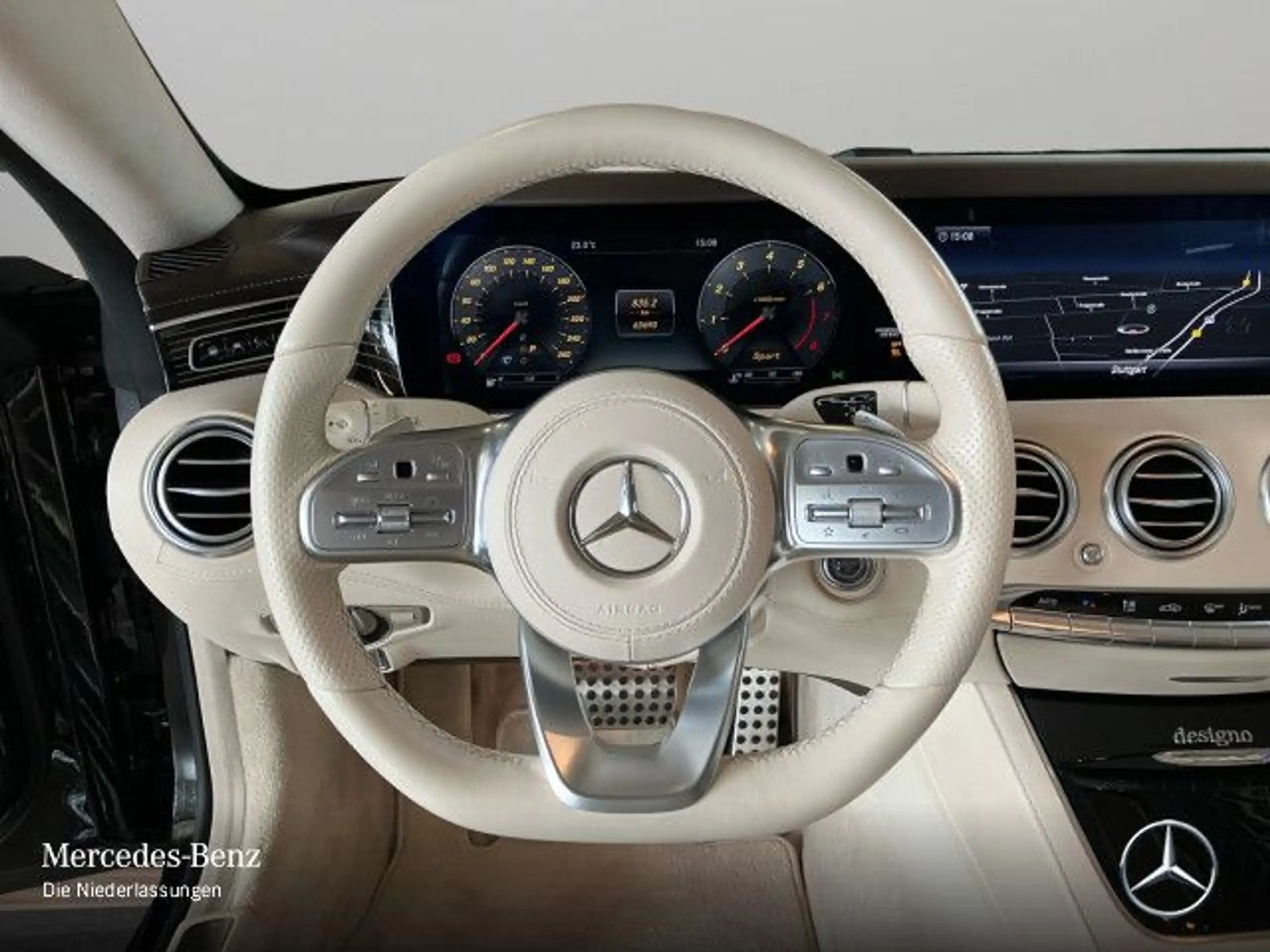 Mercedes-Benz - S 560