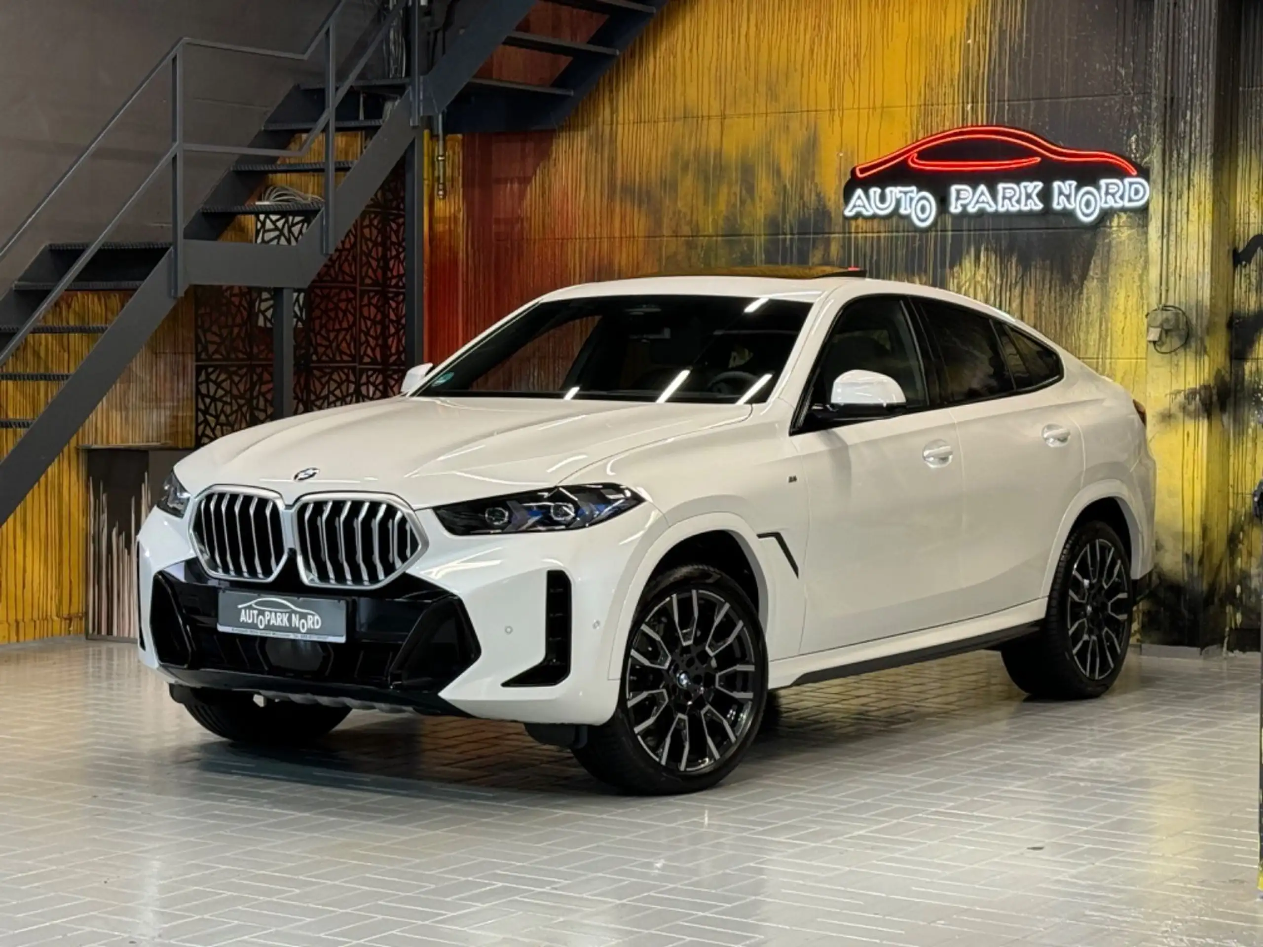 BMW - X6