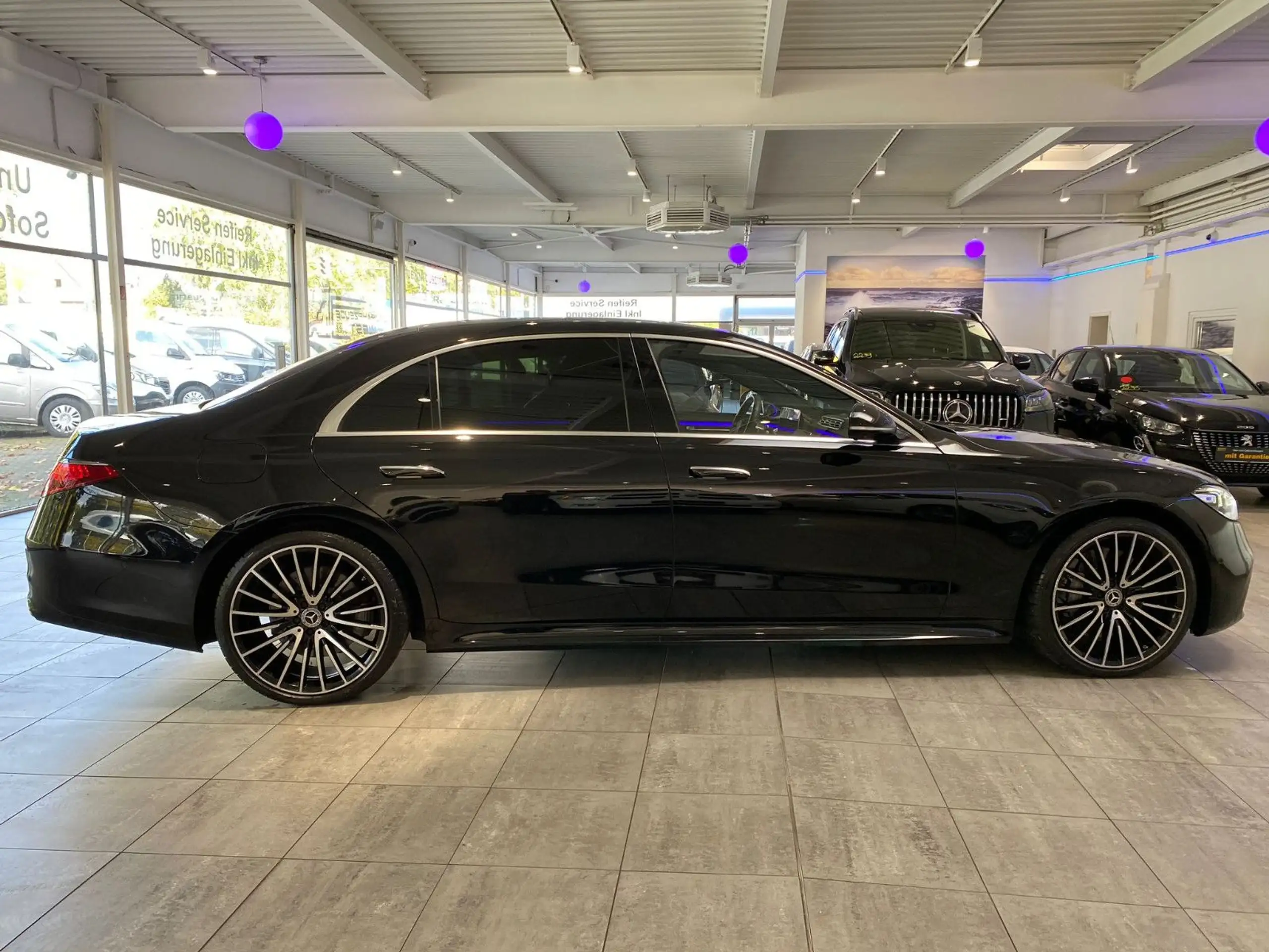 Mercedes-Benz - S 500