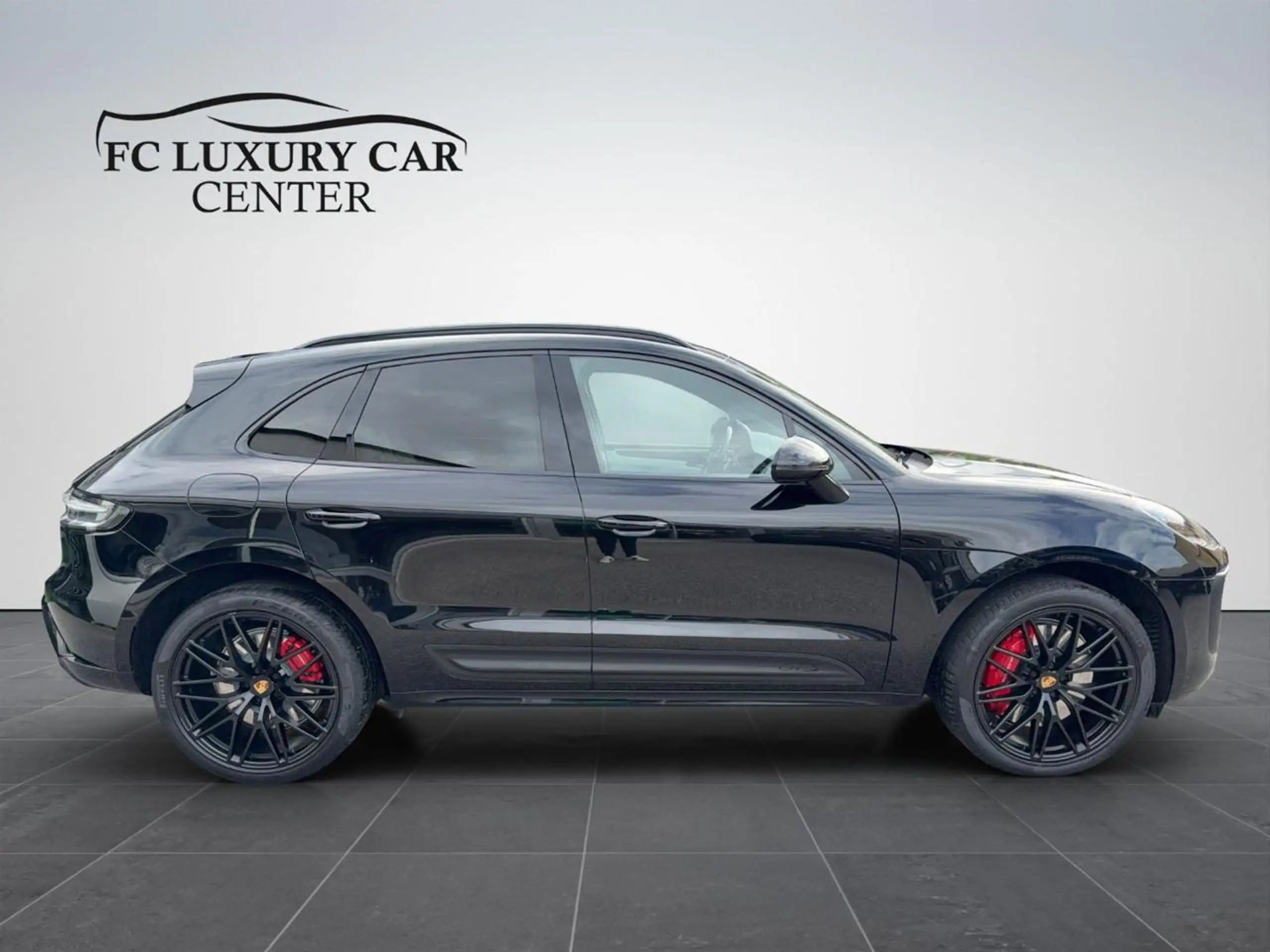 Porsche - Macan