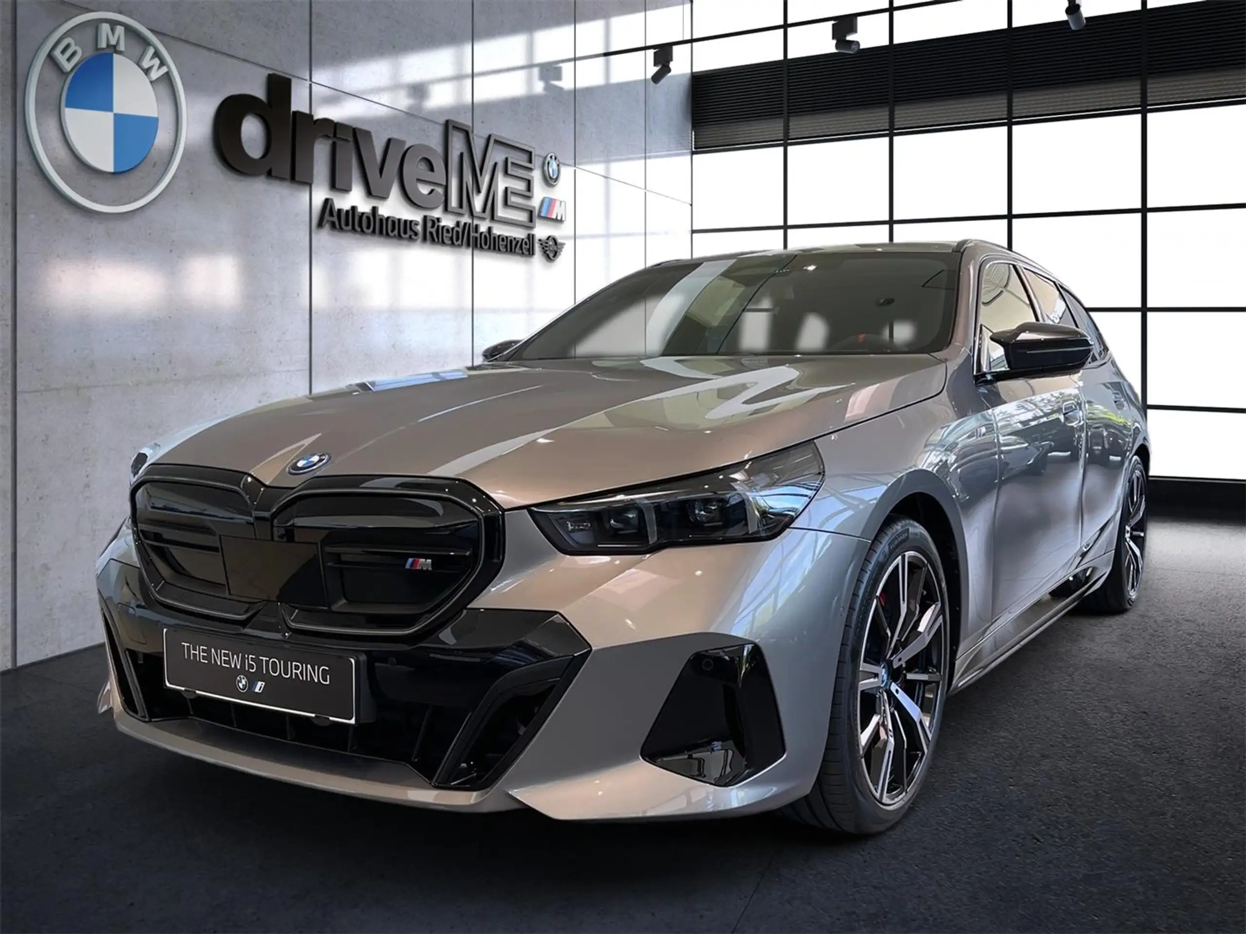 BMW i5 2024