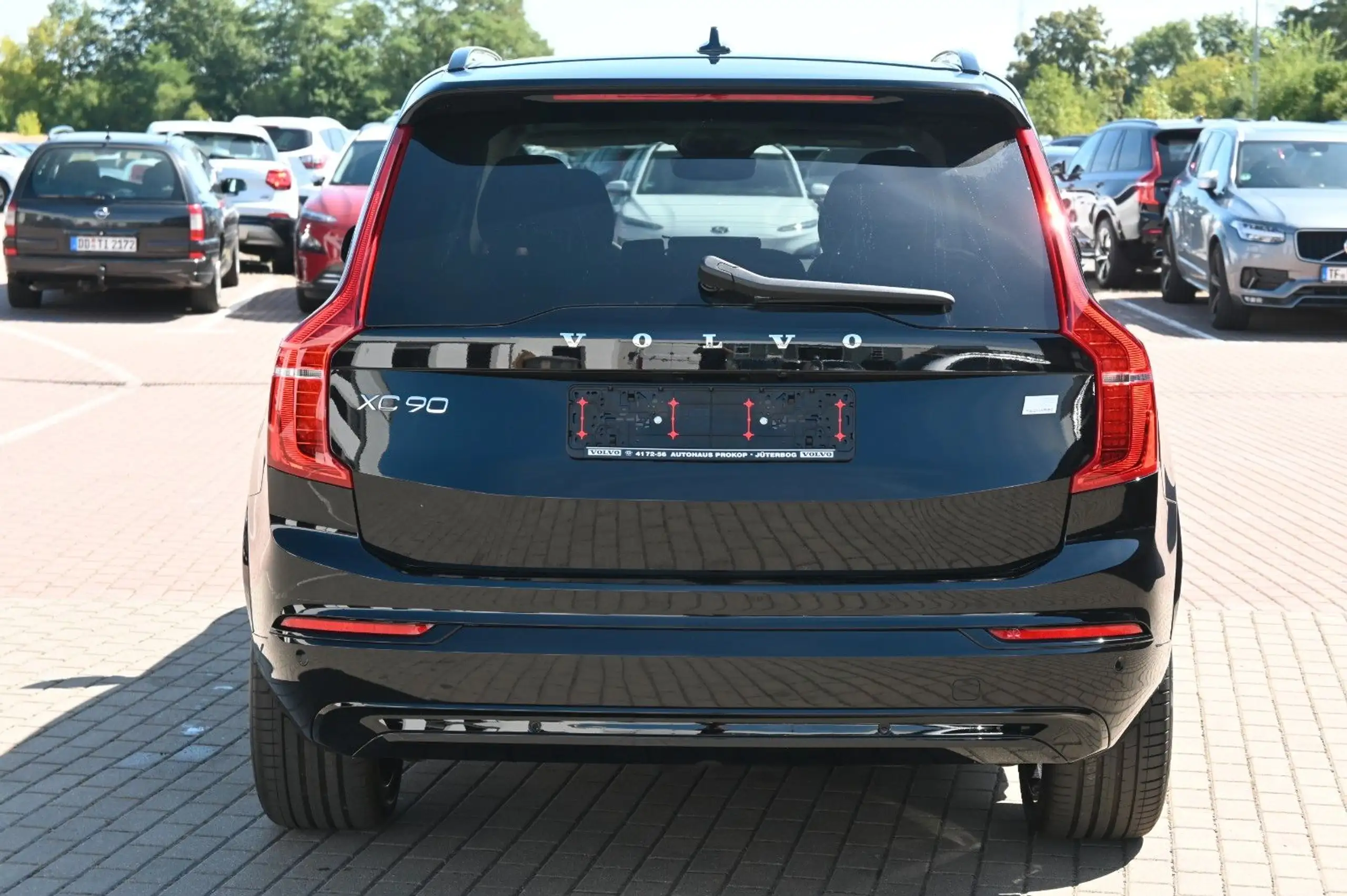 Volvo - XC90