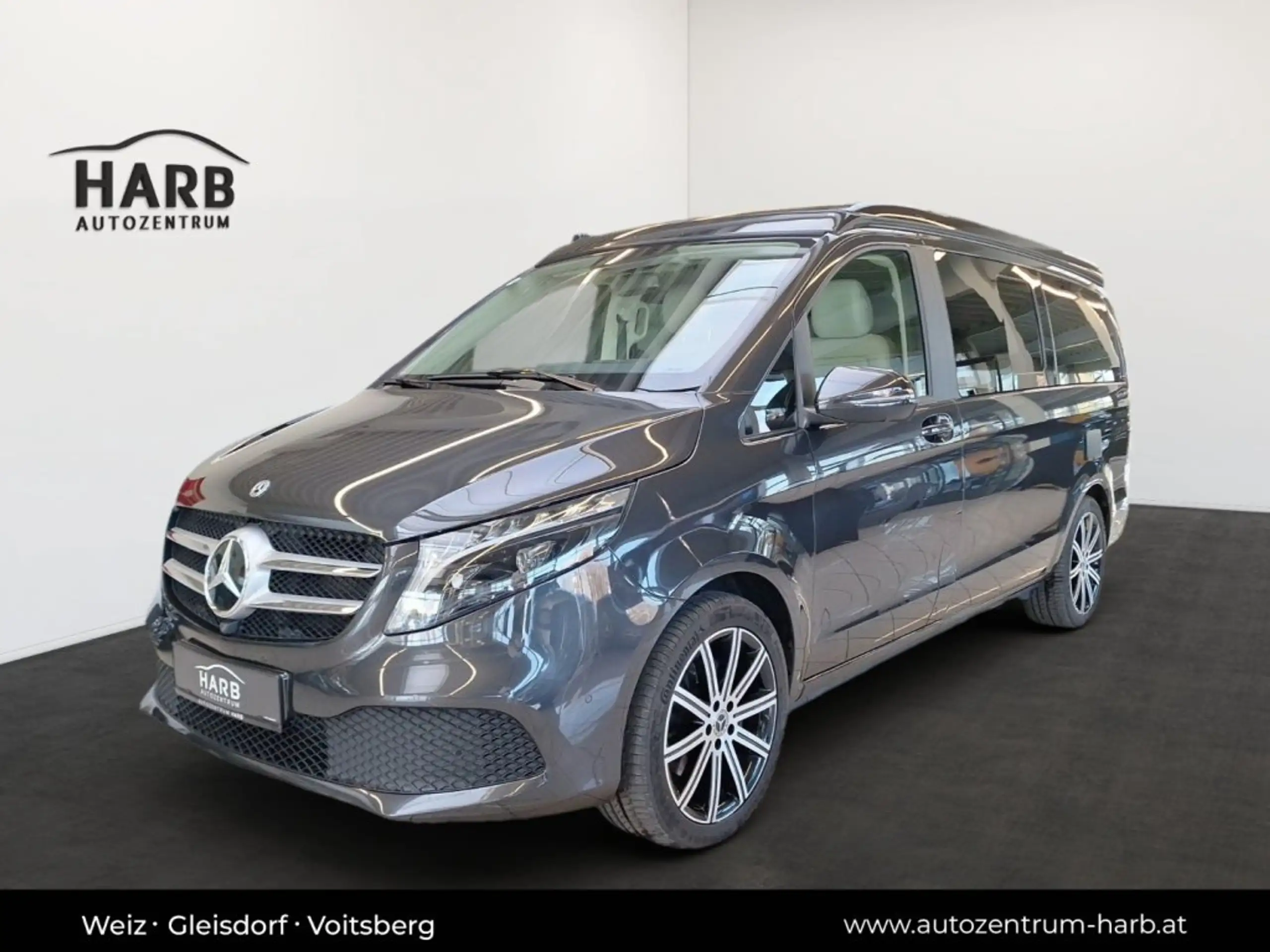 Mercedes-Benz - V 250