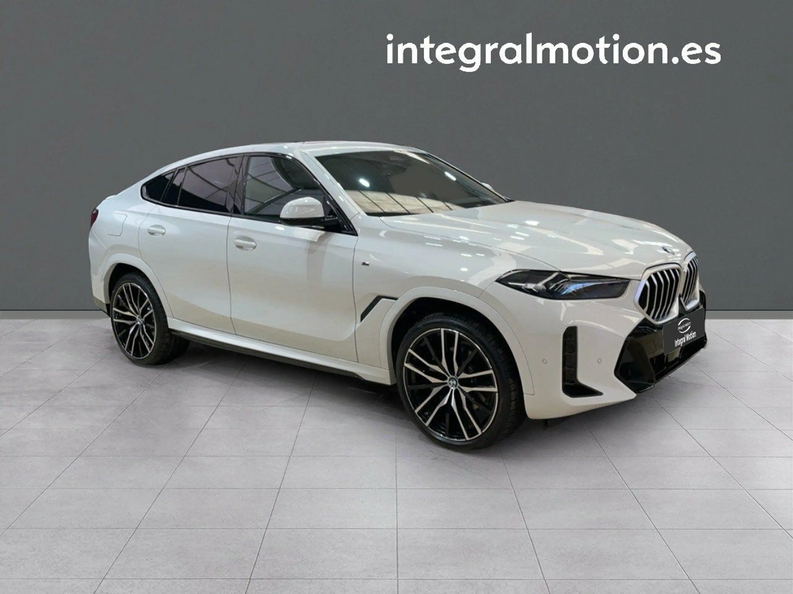 BMW - X6