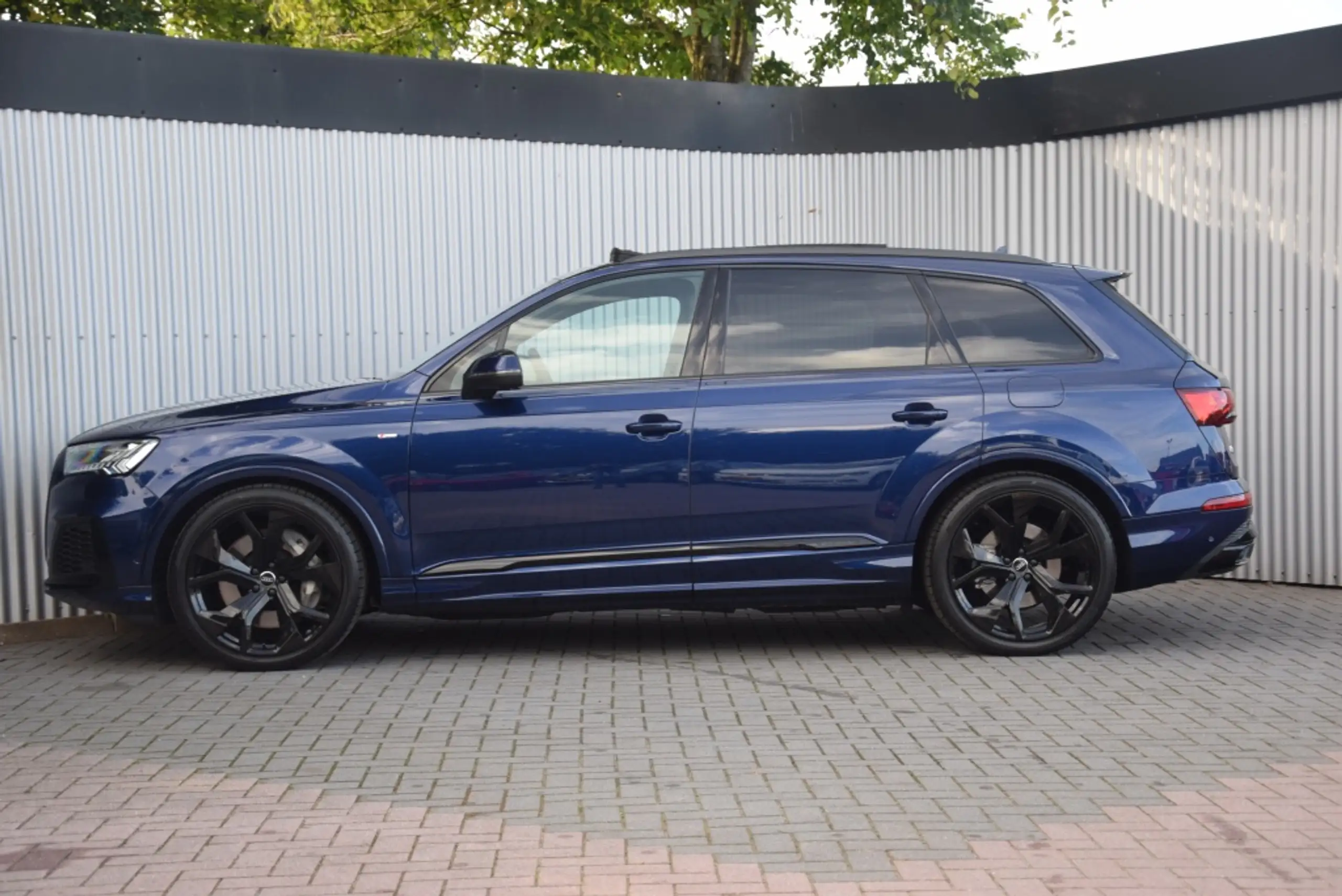 Audi - Q7