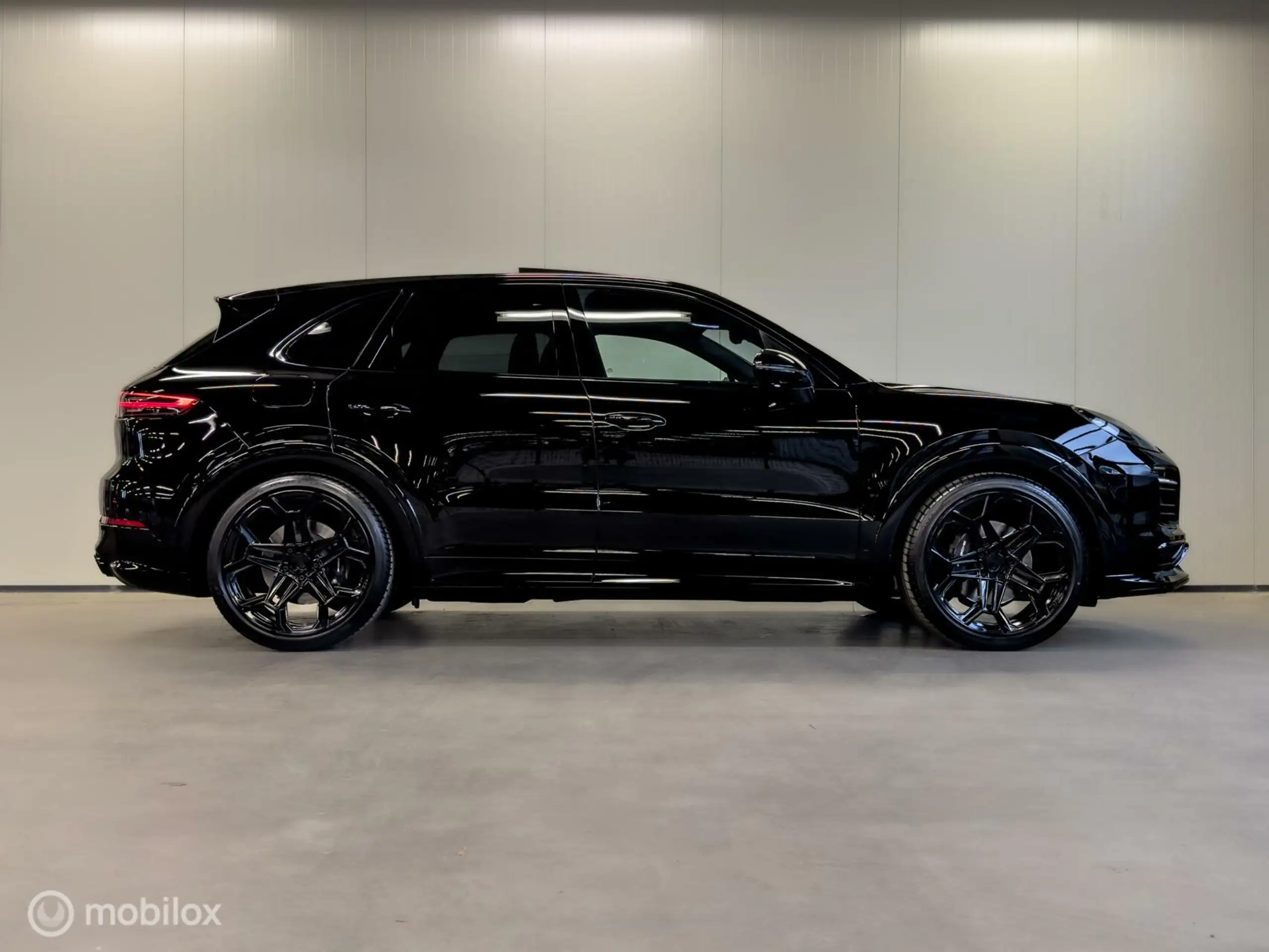 Porsche - Cayenne