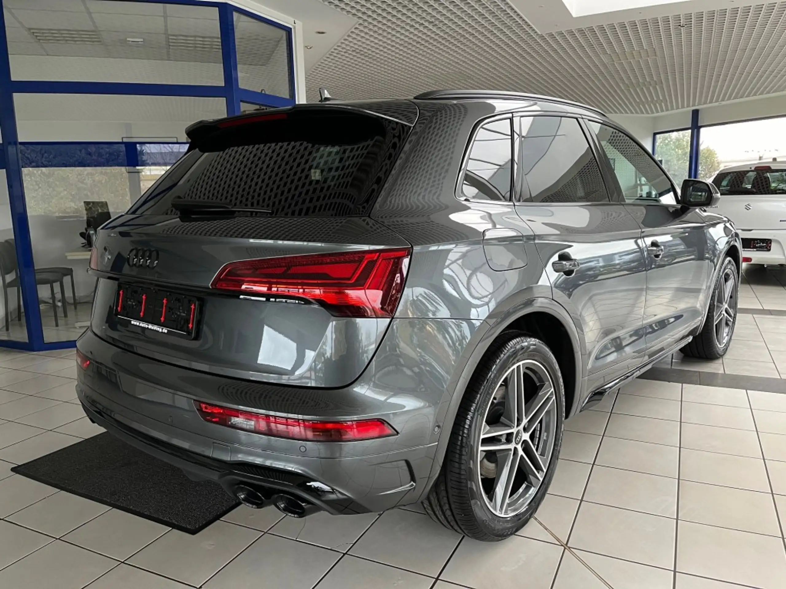 Audi - SQ5