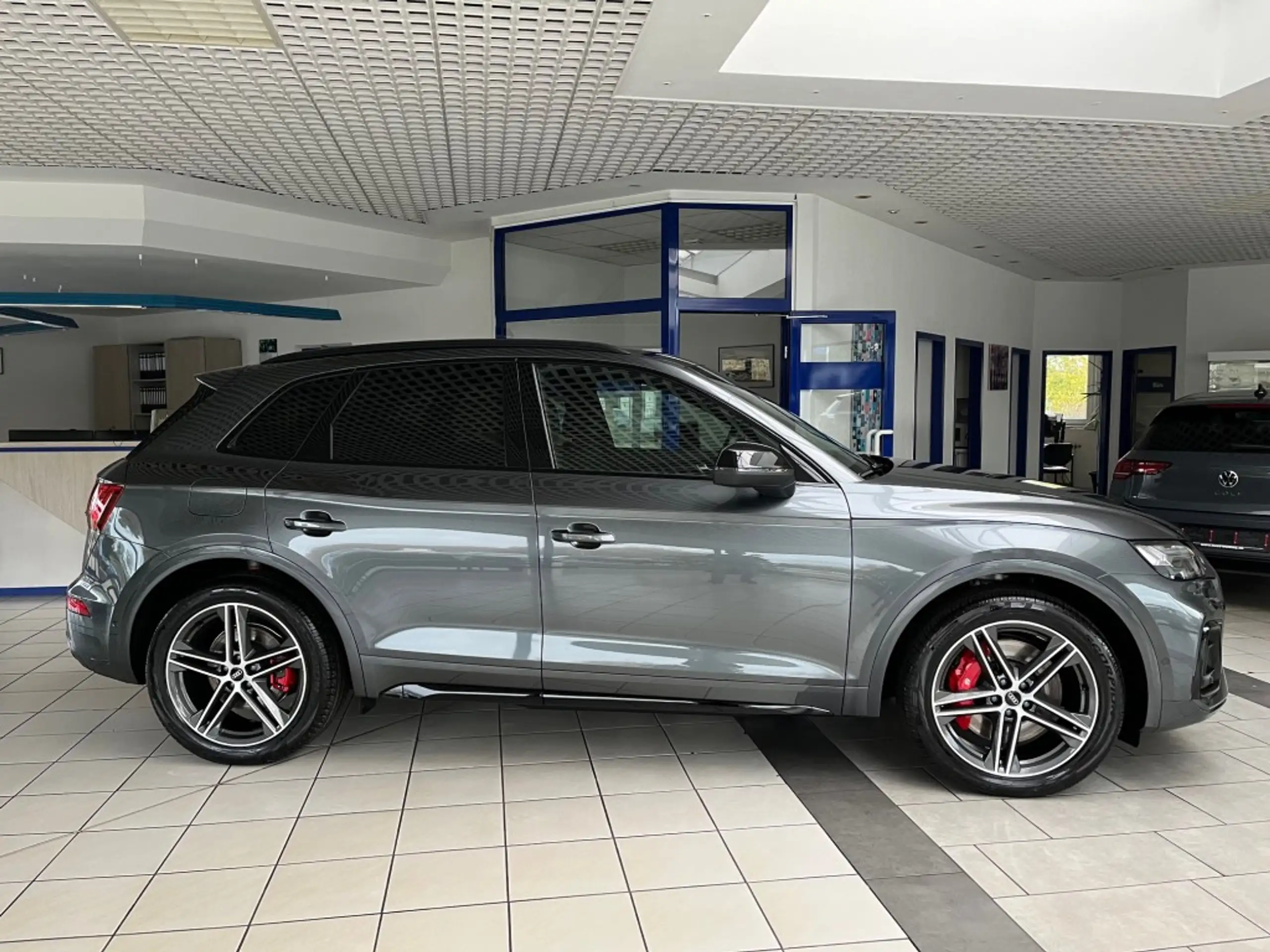 Audi - SQ5