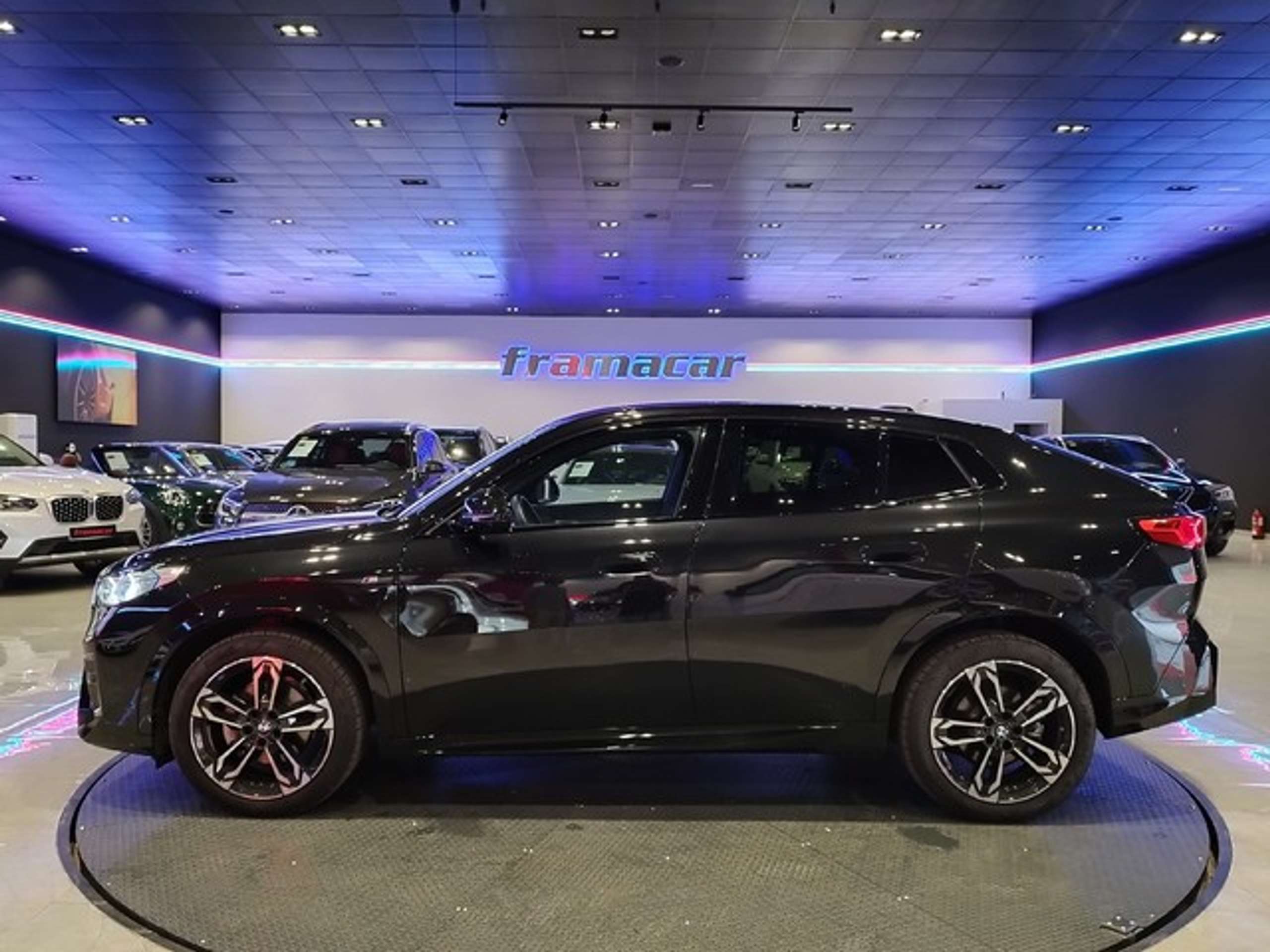 BMW - X2