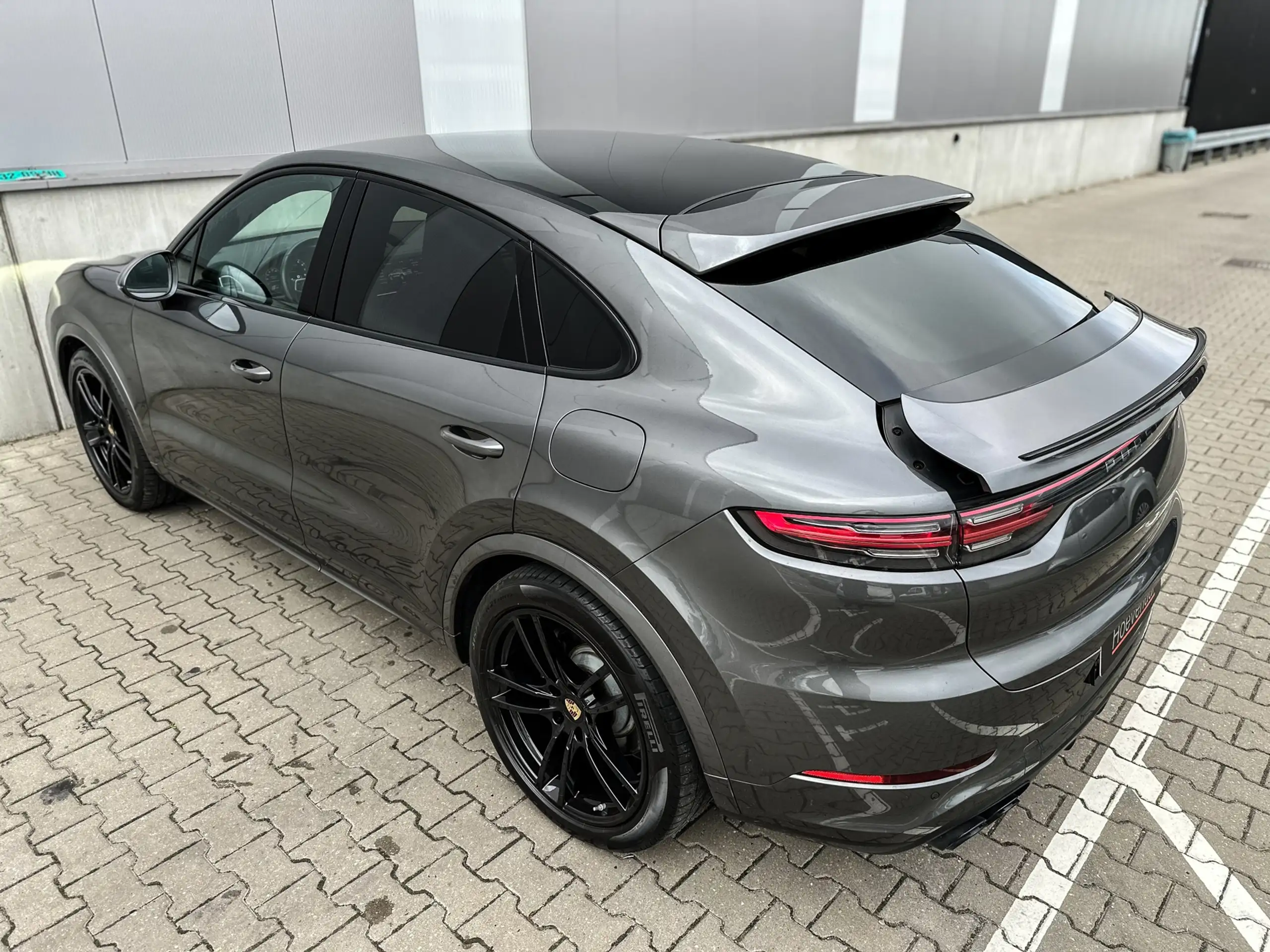 Porsche - Cayenne