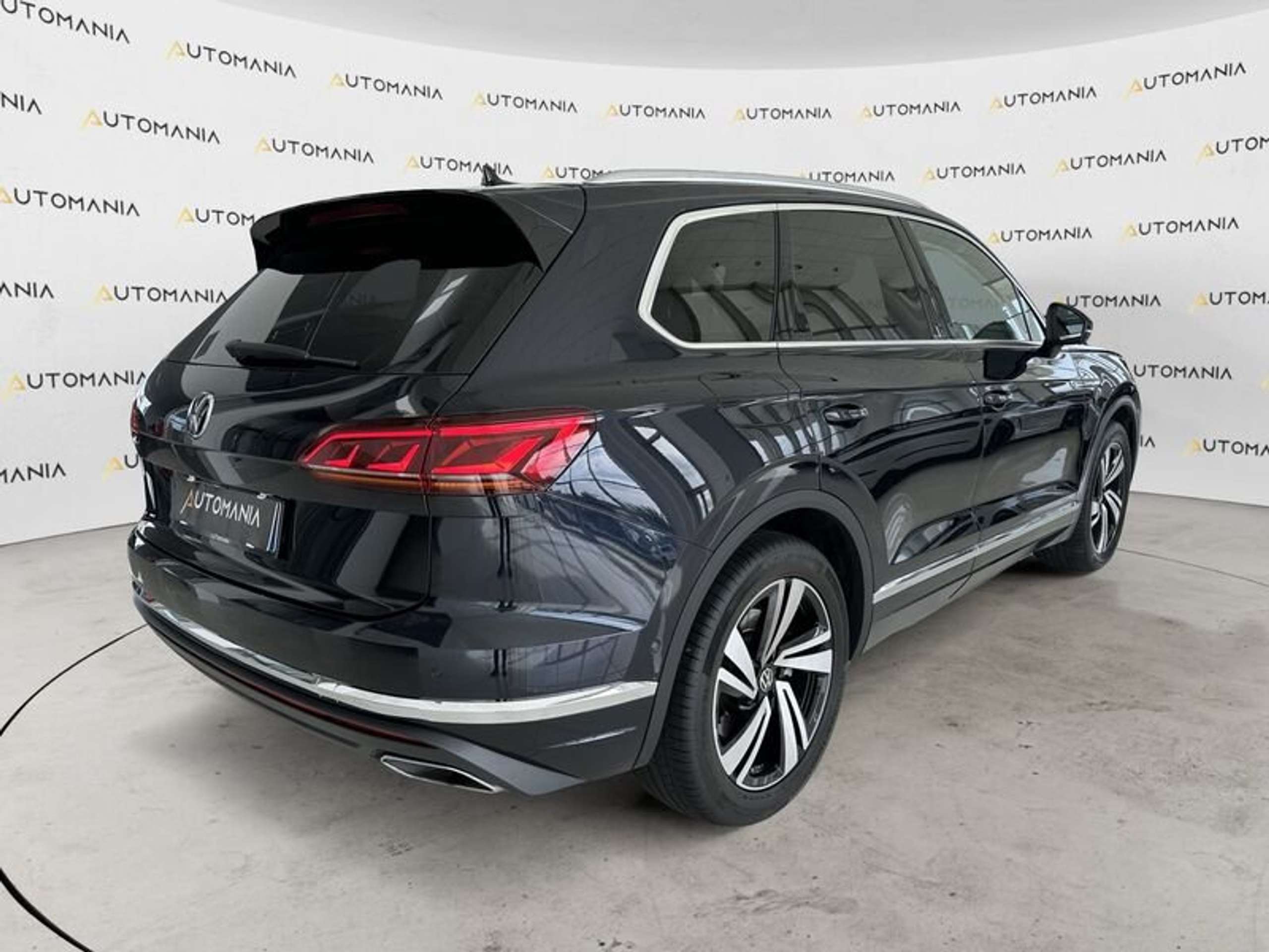 Volkswagen - Touareg