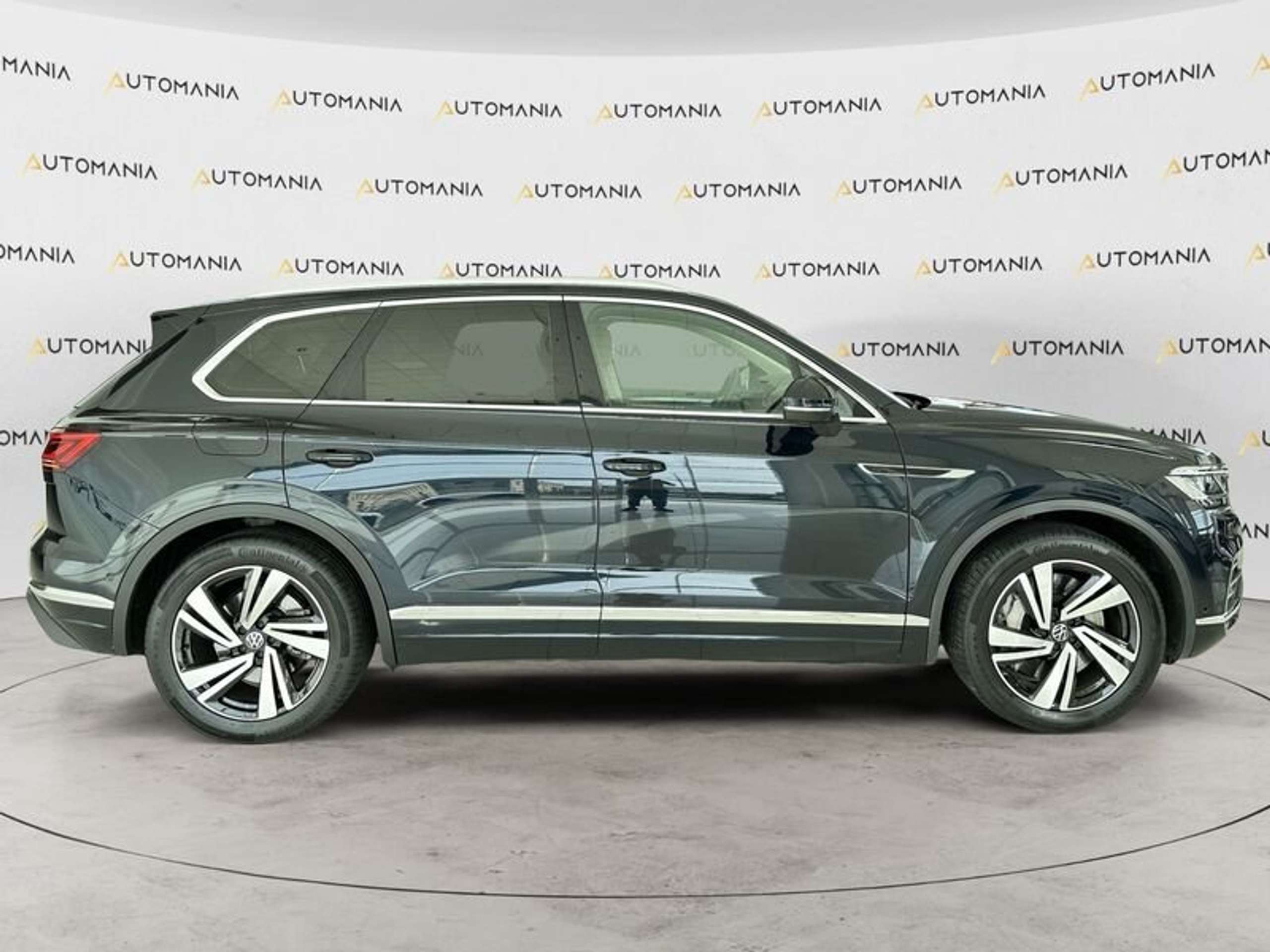 Volkswagen - Touareg