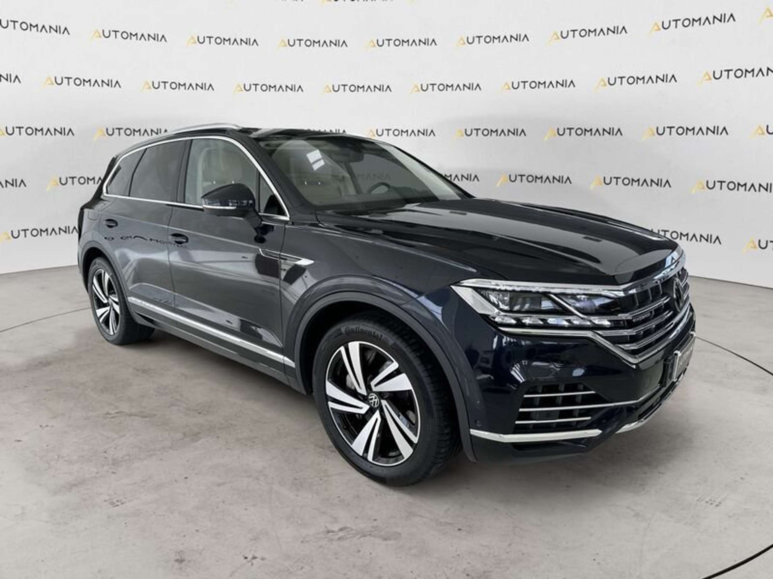 Volkswagen - Touareg