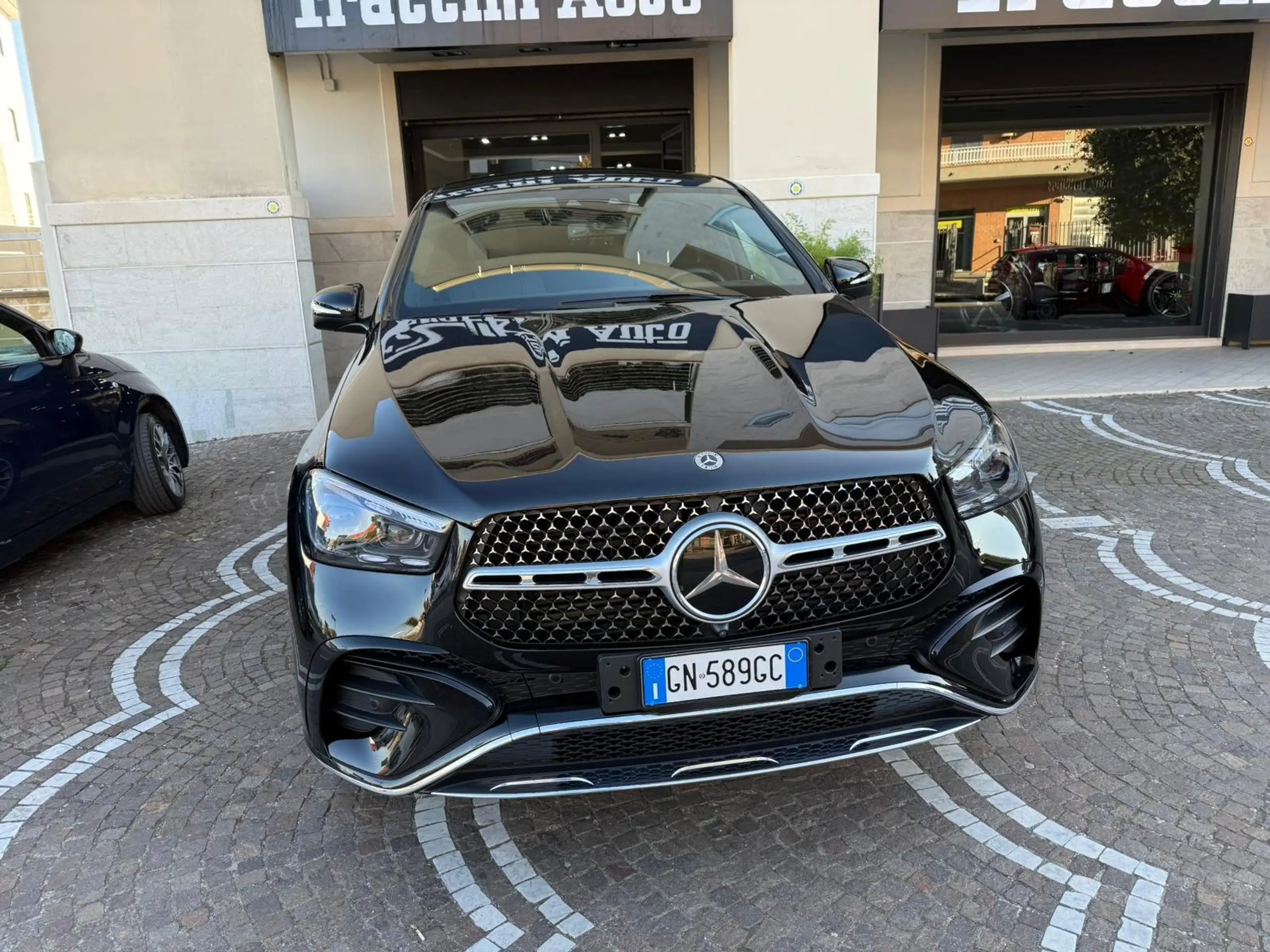 Mercedes-Benz - GLE 300