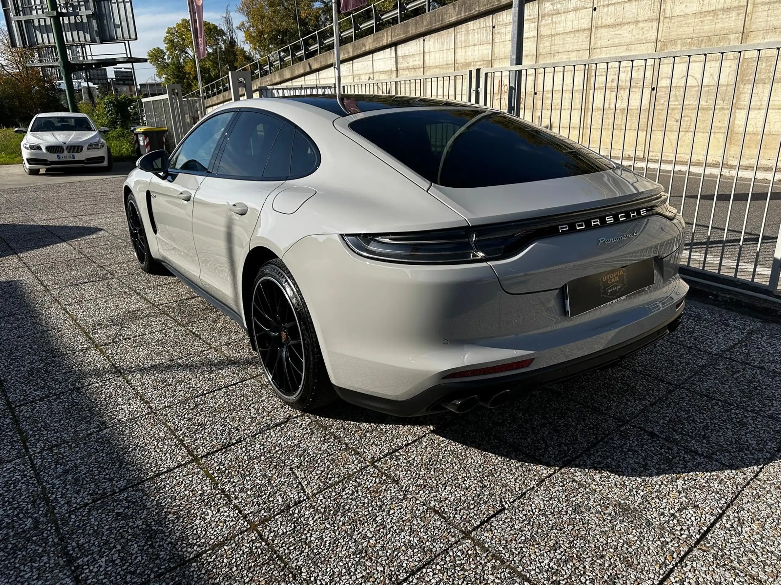 Porsche - Panamera