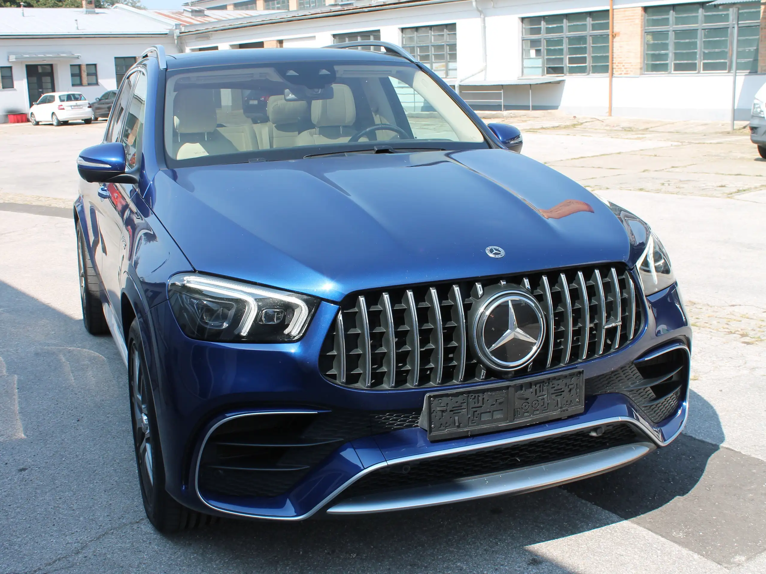 Mercedes-Benz - GLE 63 AMG