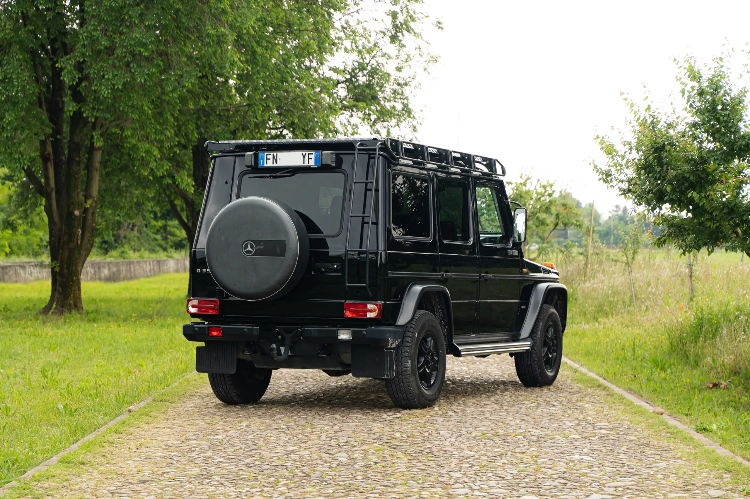 Mercedes-Benz - G 350