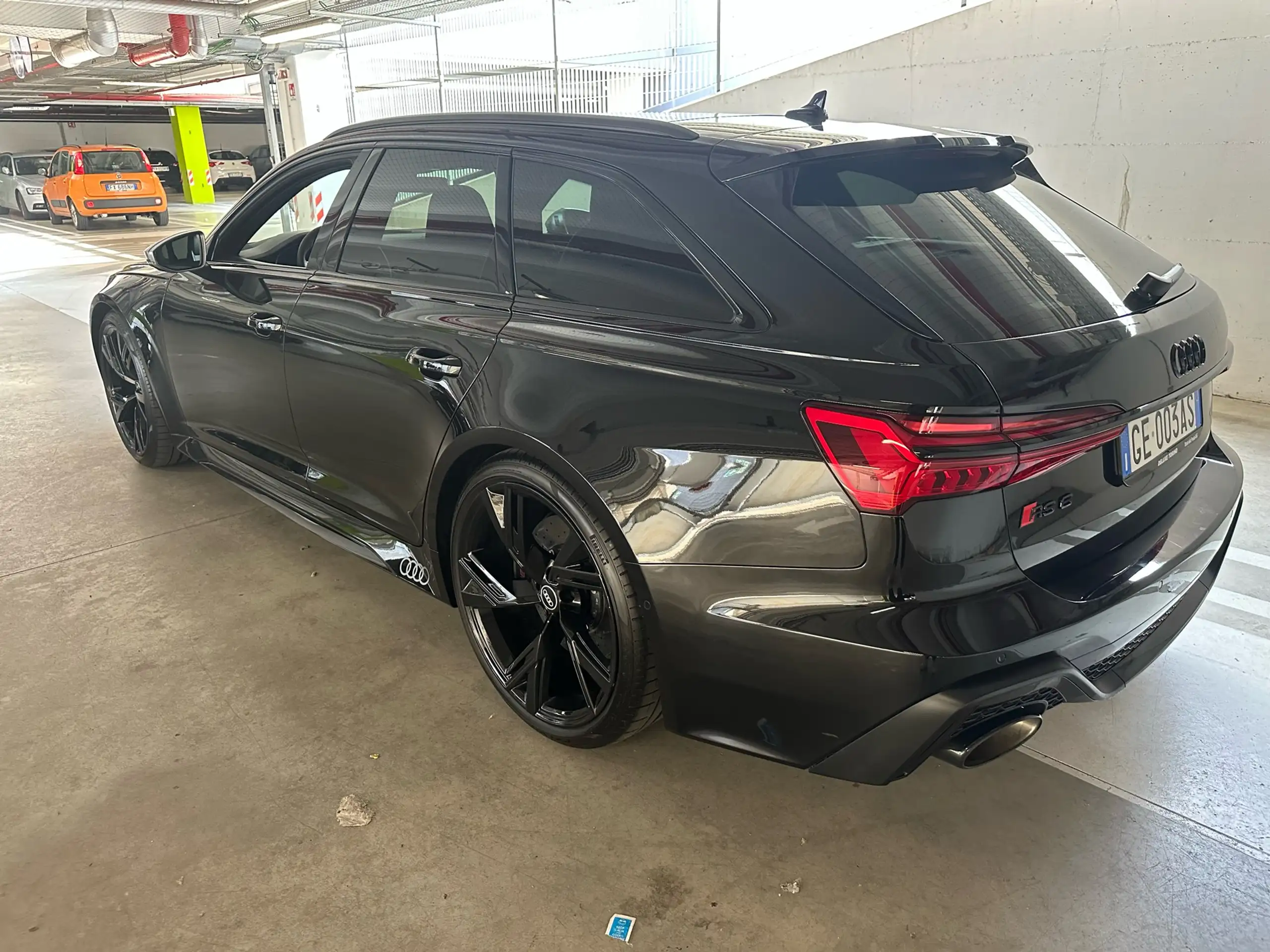 Audi - RS6