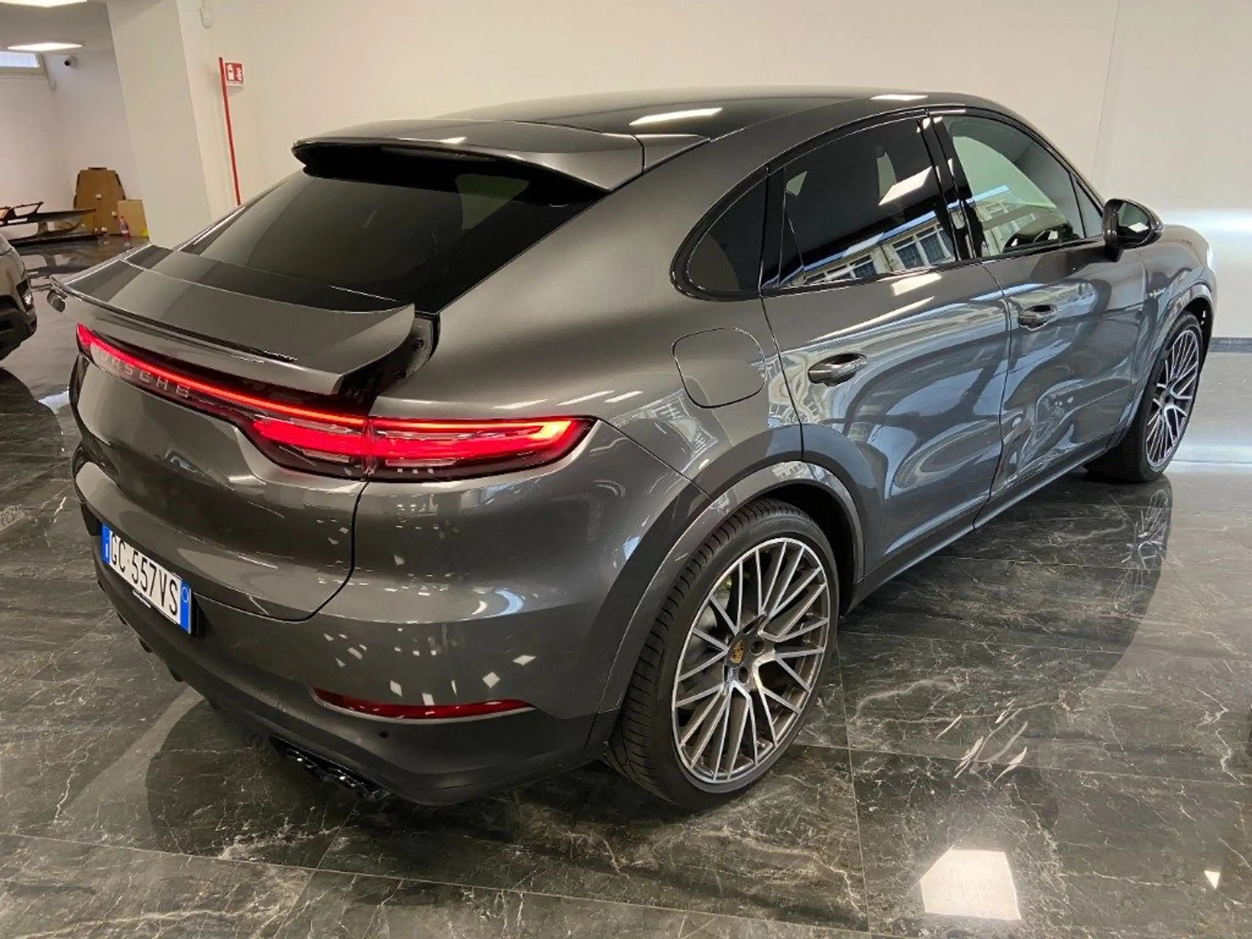 Porsche - Cayenne