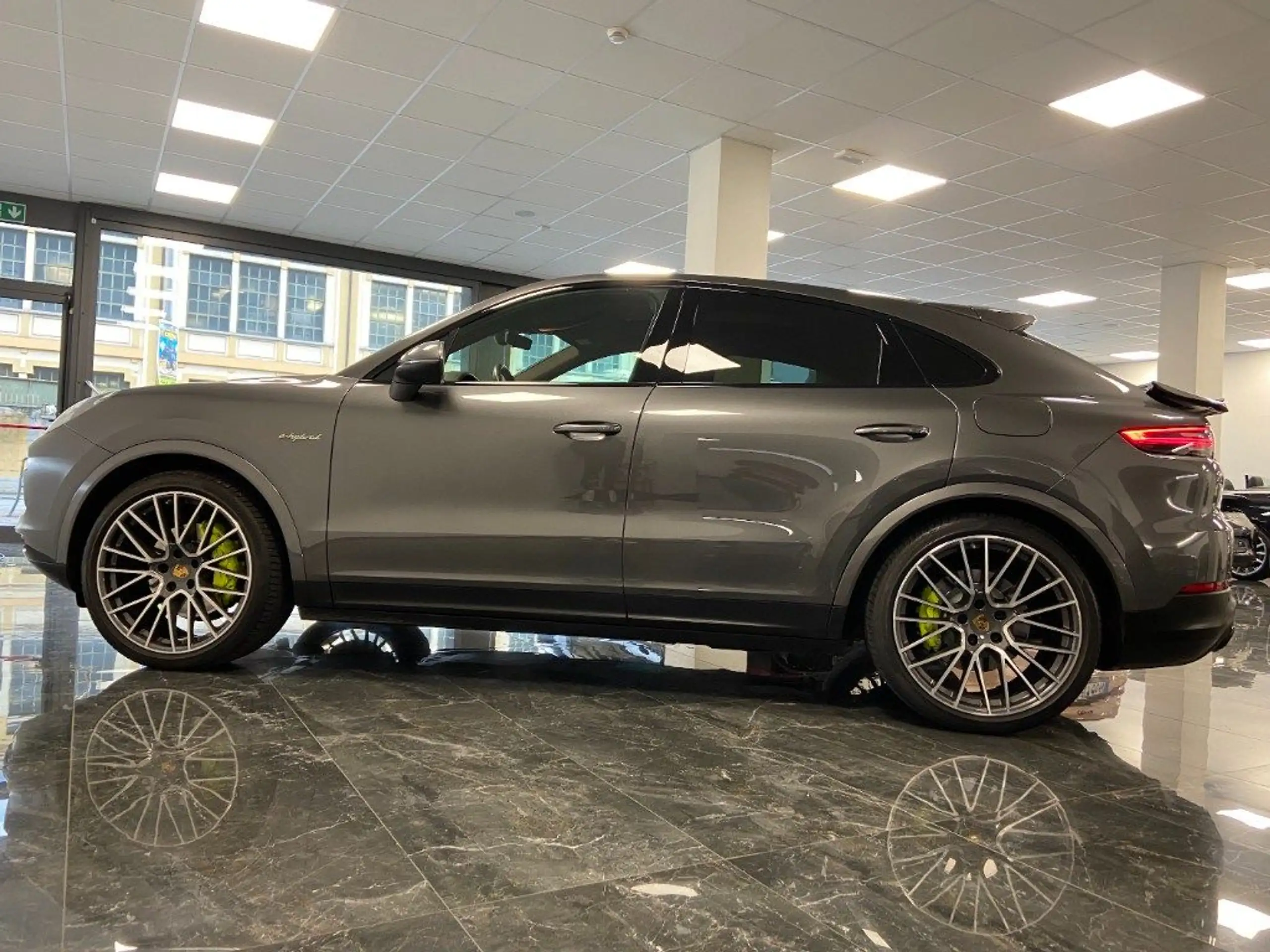 Porsche - Cayenne