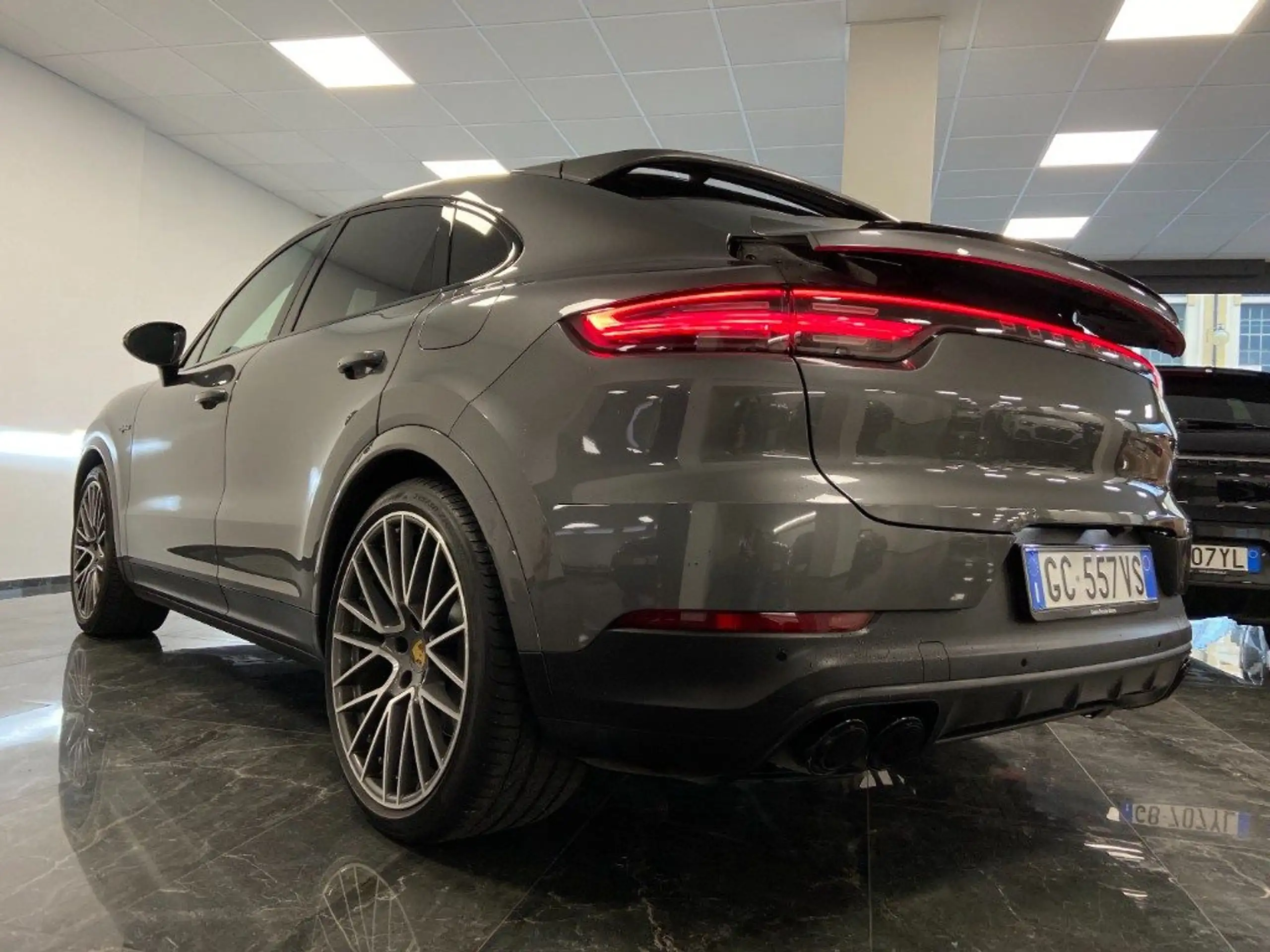 Porsche - Cayenne