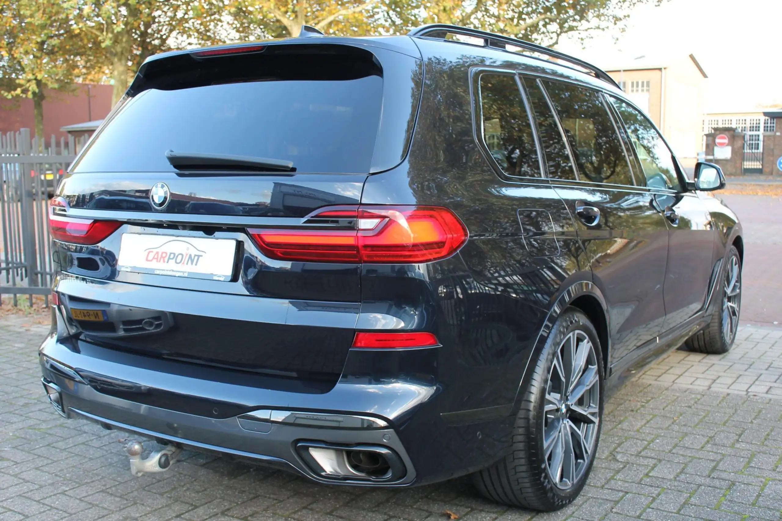 BMW - X7