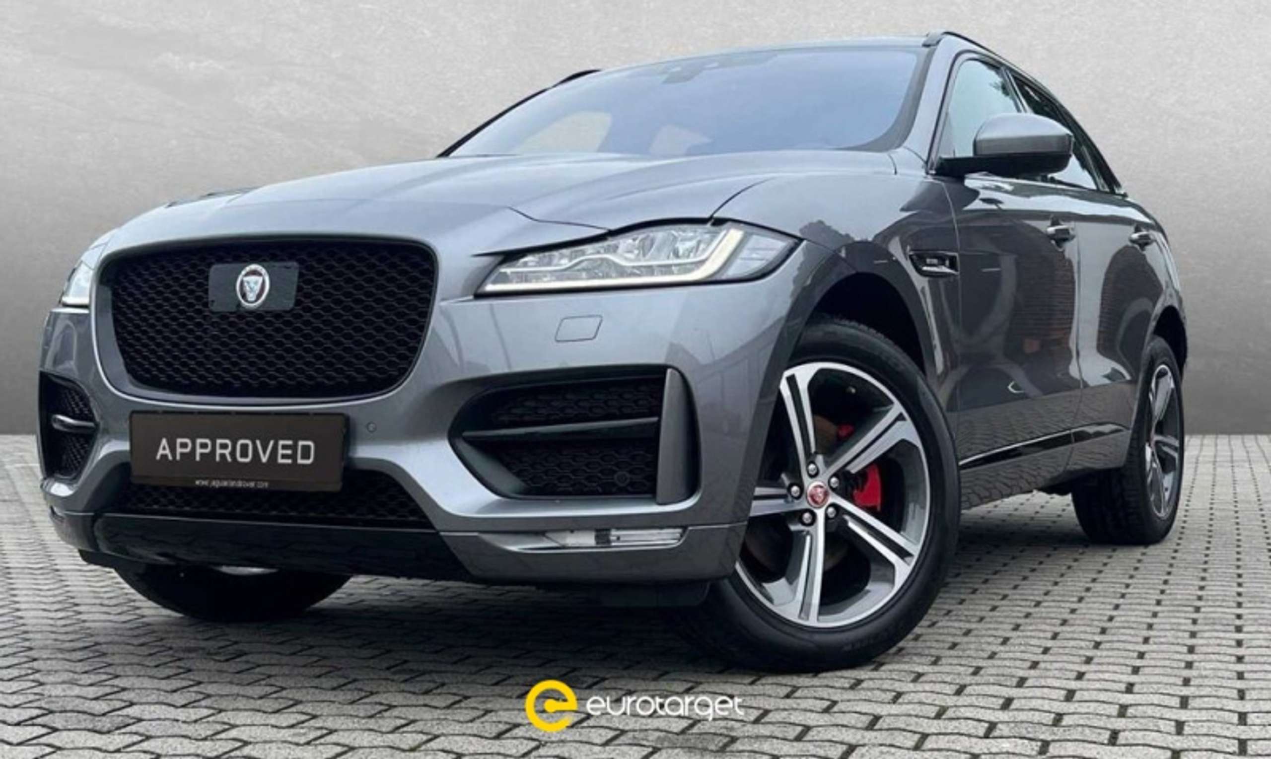 Jaguar - F-Pace